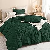 Litanika Oversized King Comforter Set Emerald Green, 3 Pieces Dark Green Tufted Boho Farmhouse Bedding Comforter Set, Lightweight Fluffy All Season Comforter Set (120x98In Comforter & 2 Pillowcases)