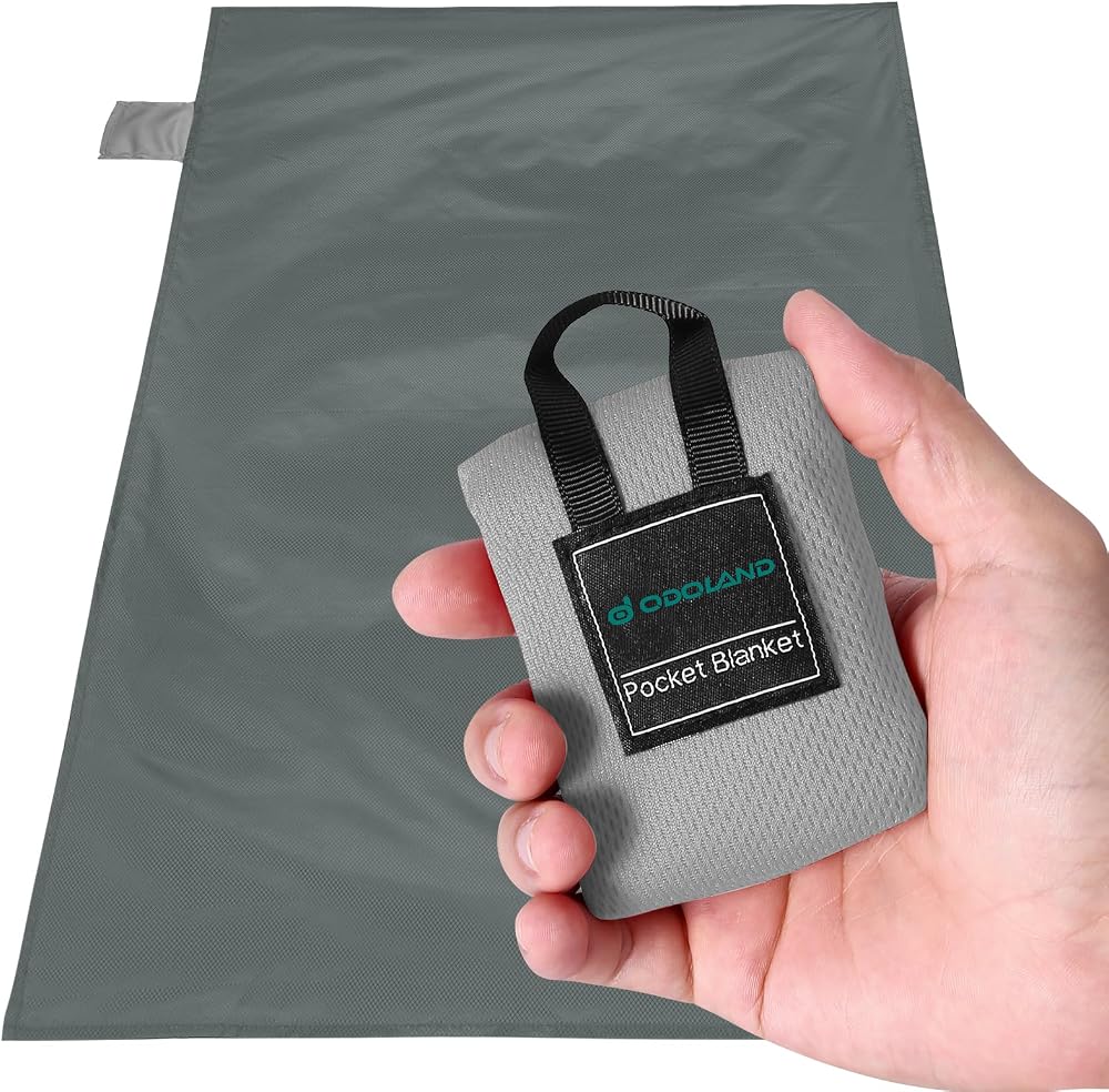 Odoland Picnic Blanket 70x110 cm Pocket Waterproof Sandproof Lightweight