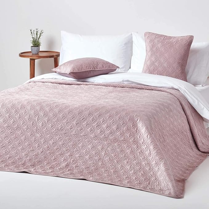 HOMESCAPES Dusky Pink Velvet Geometric Bedspread Throw 250 x 260 cm