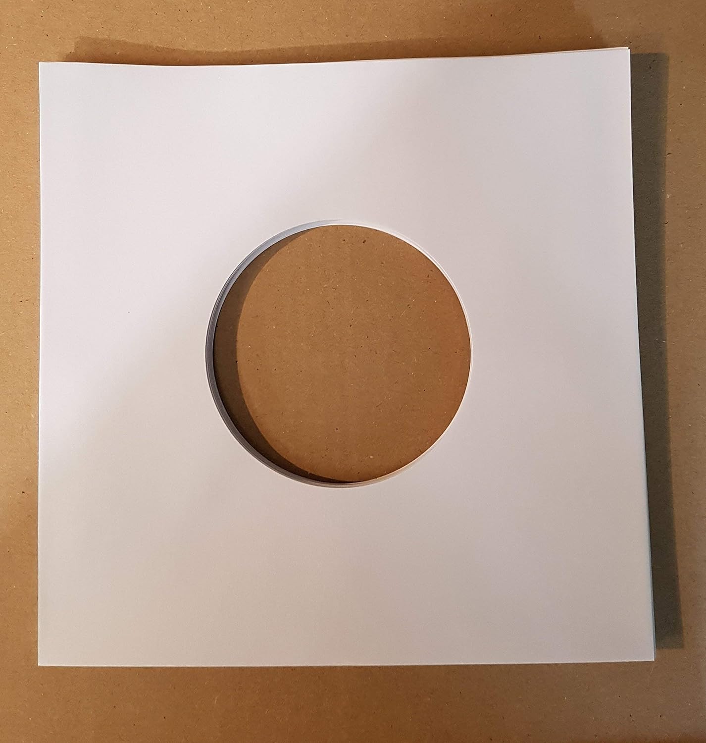 7 Inch White Paper Sleeves Pack of 25 - Image 3