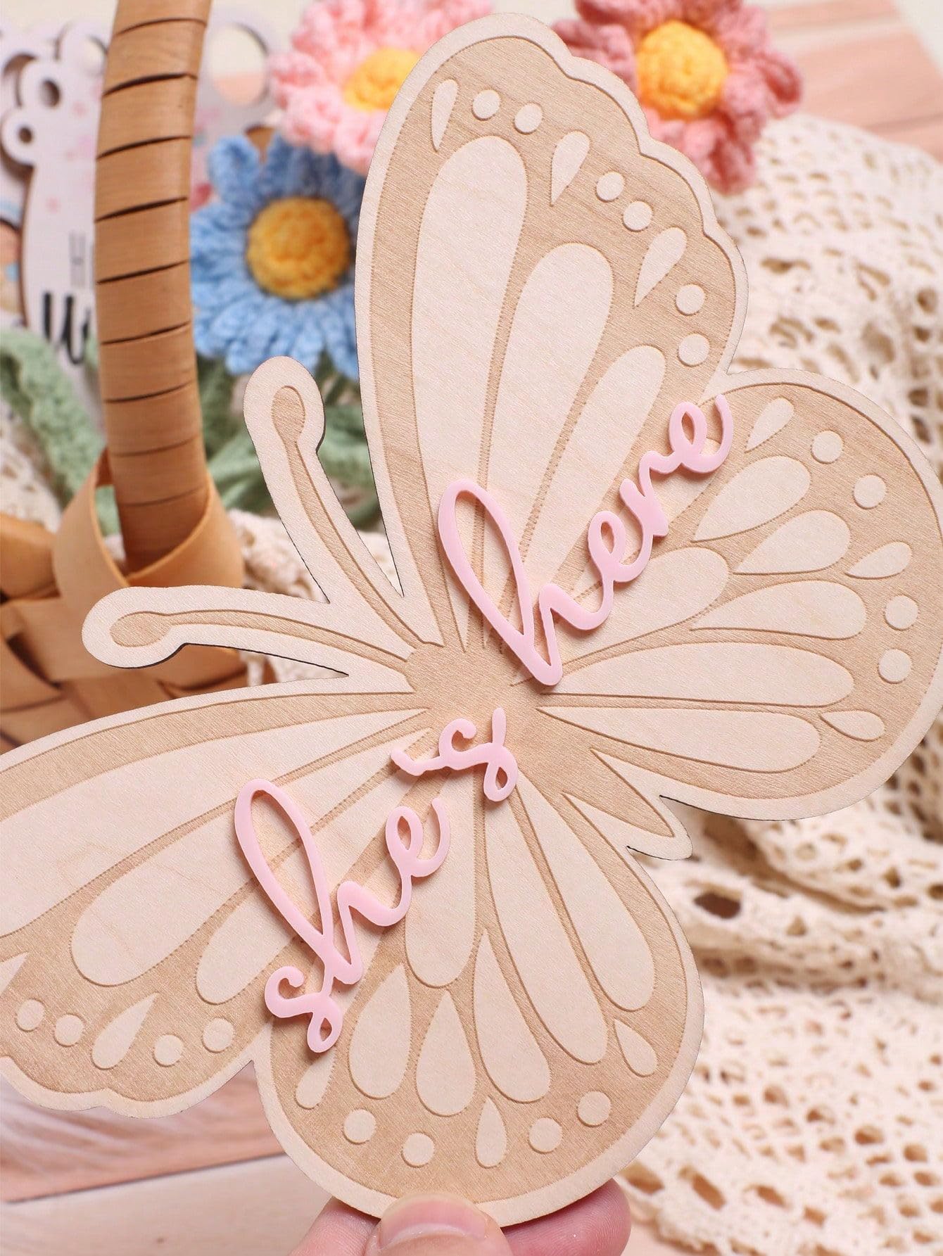 Ylsteed Baby Announcement Sign I'm Here Newborn Sign Cute Butterfly Newborn Photography Props Baby Shower and Pregnancy Gift for Girls-Pink