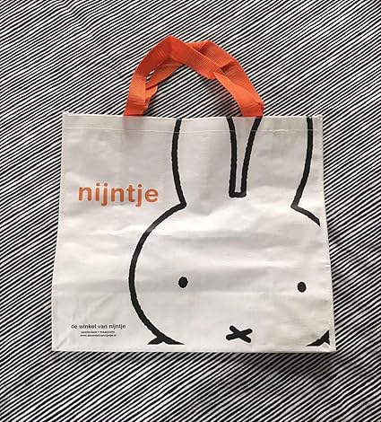 Amazon 日本オランダ ミッフィー エコバッグ トートバッグオランダ ミッフィー展 アニメ 萌えグッズ 通販