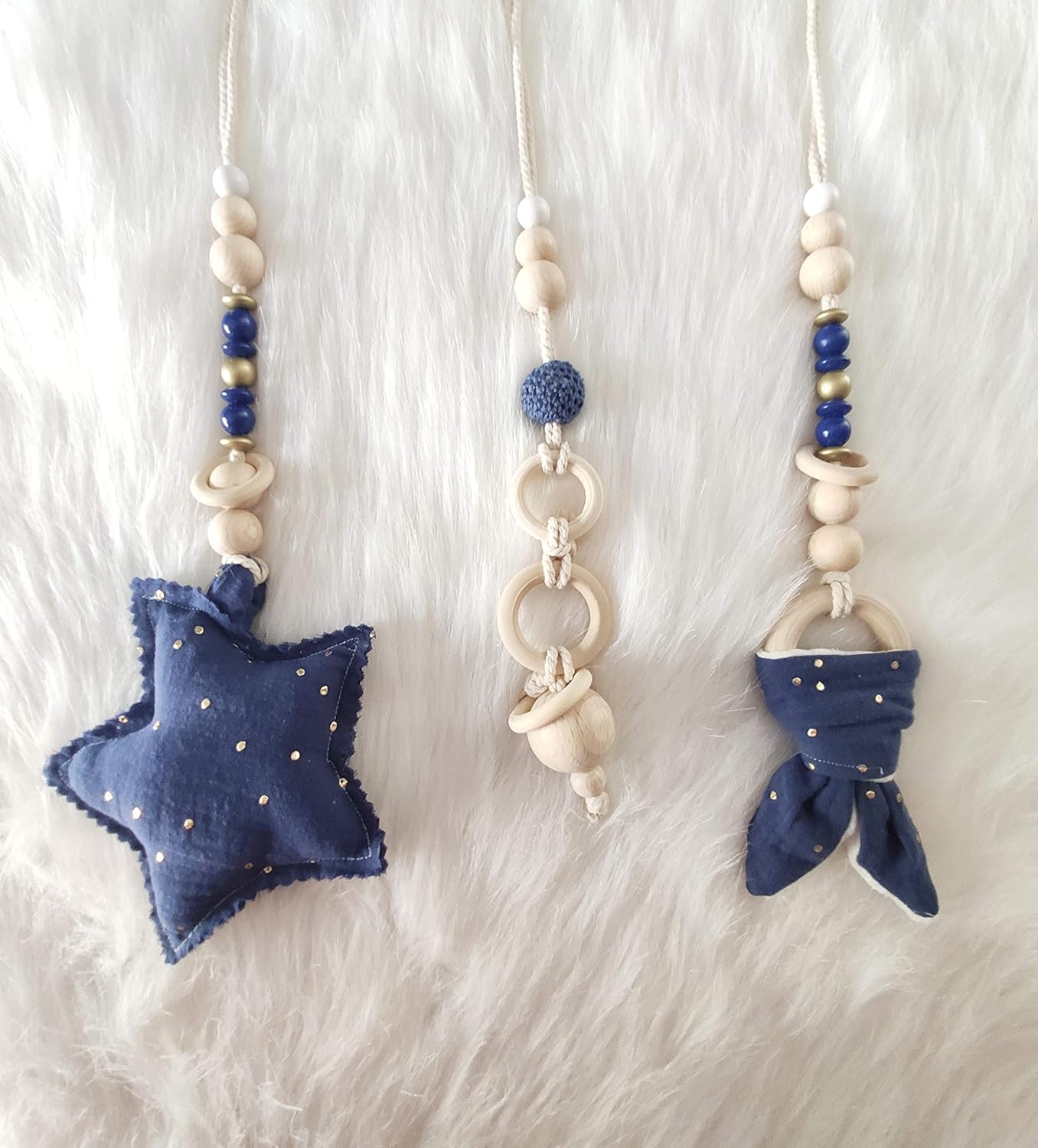 Jeu De 3 Suspensions Bleu Marine Et Or Pour Portique D Eveil Montessori En Bois Et Tissu Amazon Fr Handmade