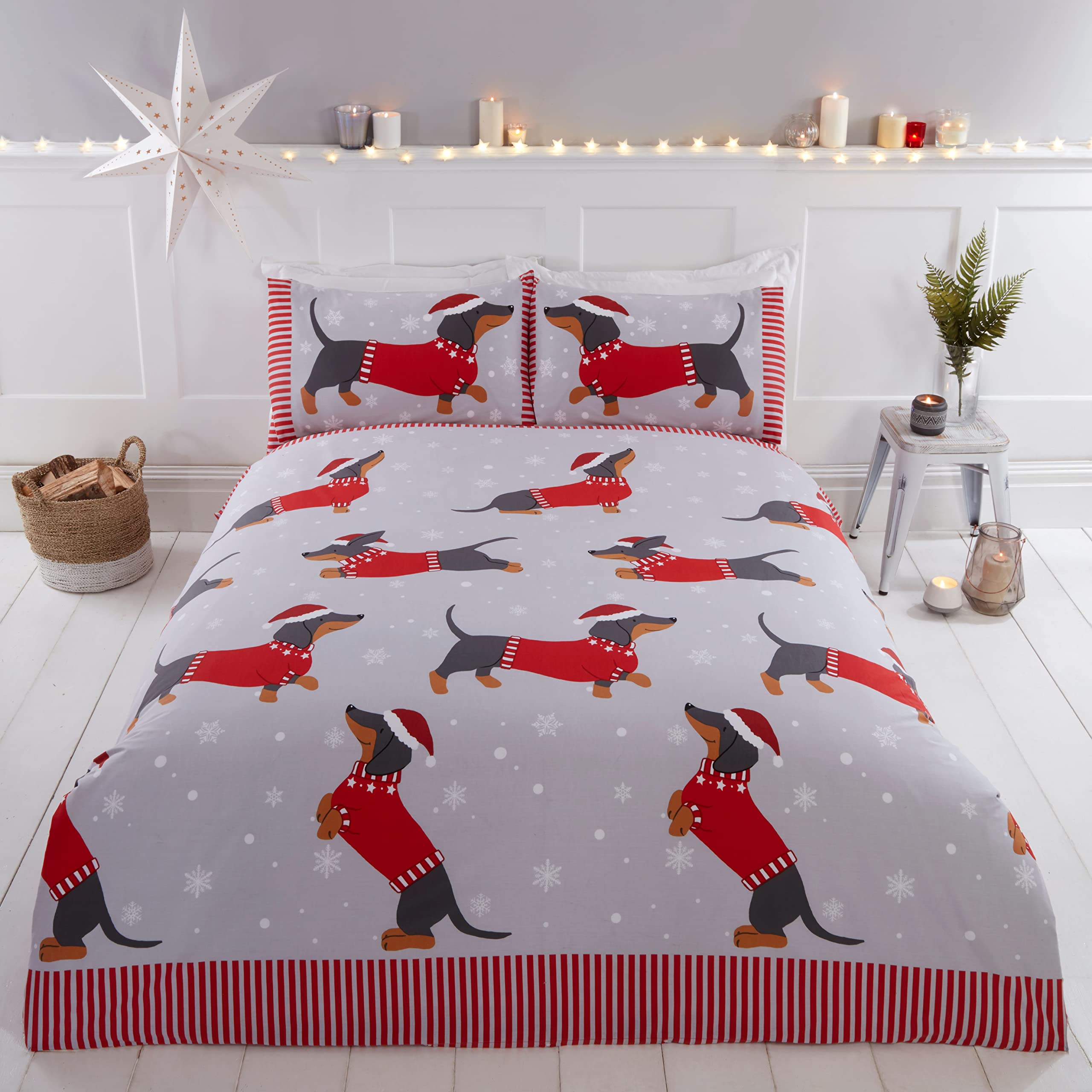 Rapport Home Dachshund Through The Snow Double Duvet Cover Christmas Bed Set | Festive 3 Piece Cozy Xmas Quilt Cover with 2 Pillowcases | Red — image 1