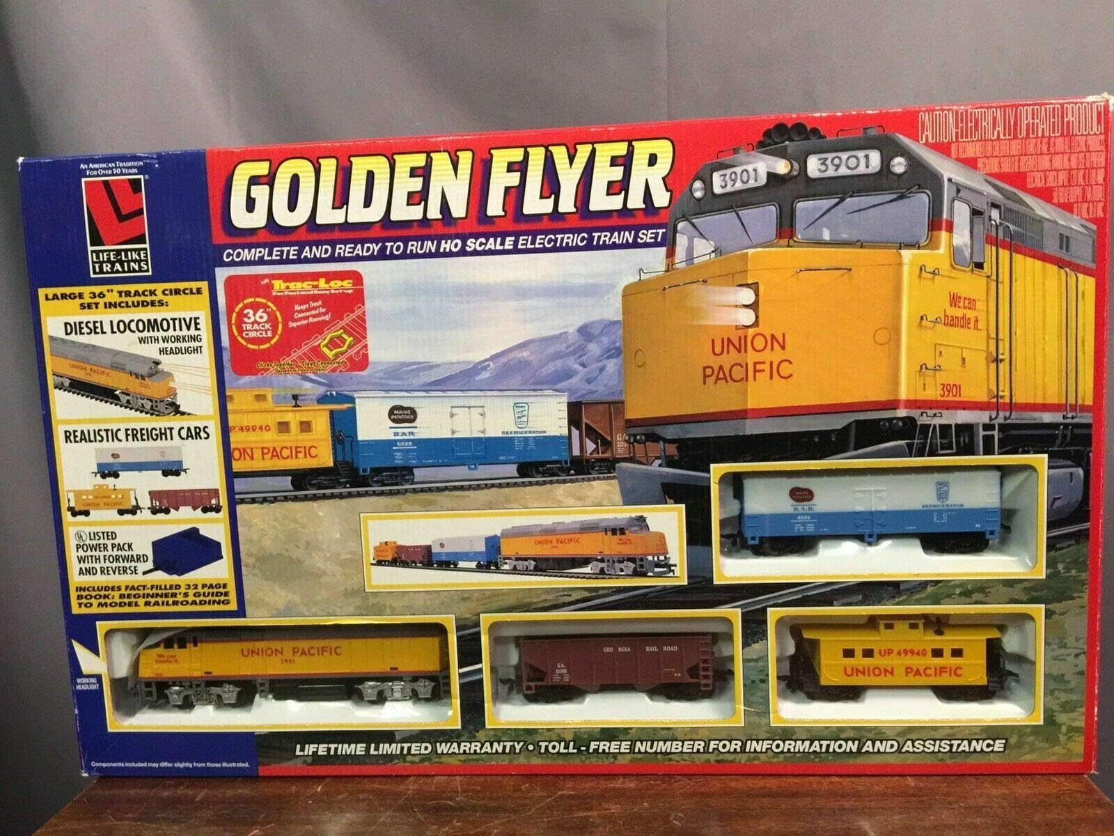 PHOENIX FINDS TREASURES Life-Like Trains Golden Flyer HO Scale Electric Set Union Pacific Locomotive