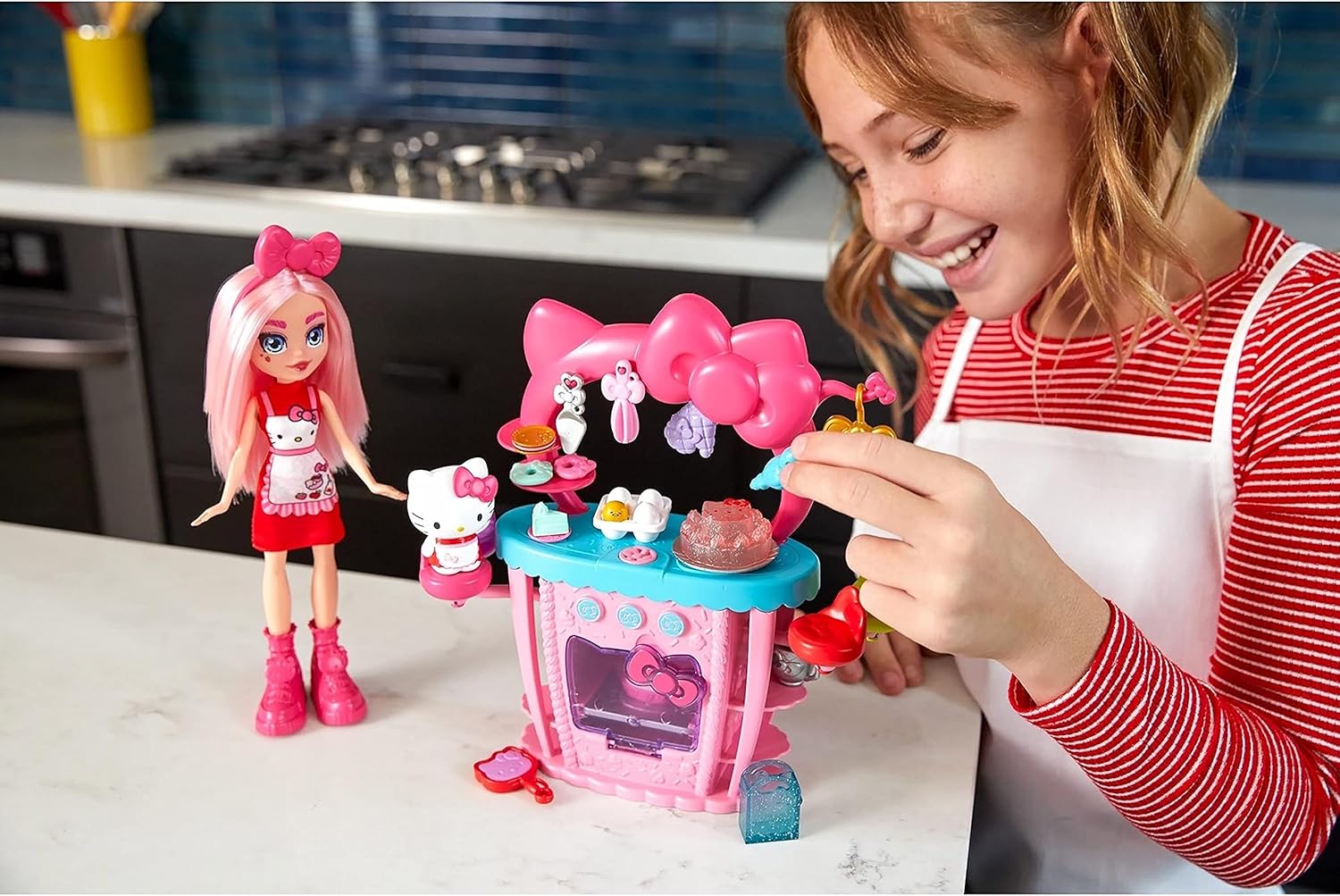Hello Kitty SO-DELISH KITCHEN Playset, Pink - Image 4