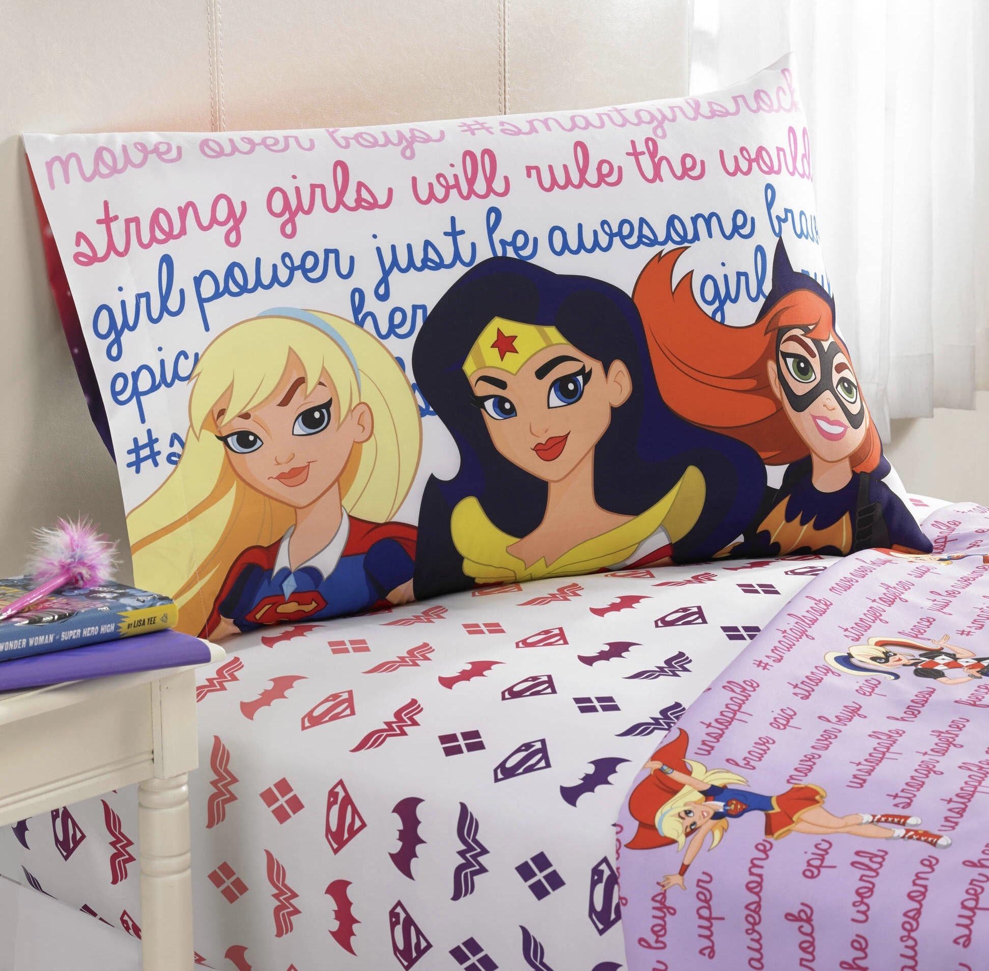 DC Superhero Girls Microfiber Twin Bedding Sheet Set