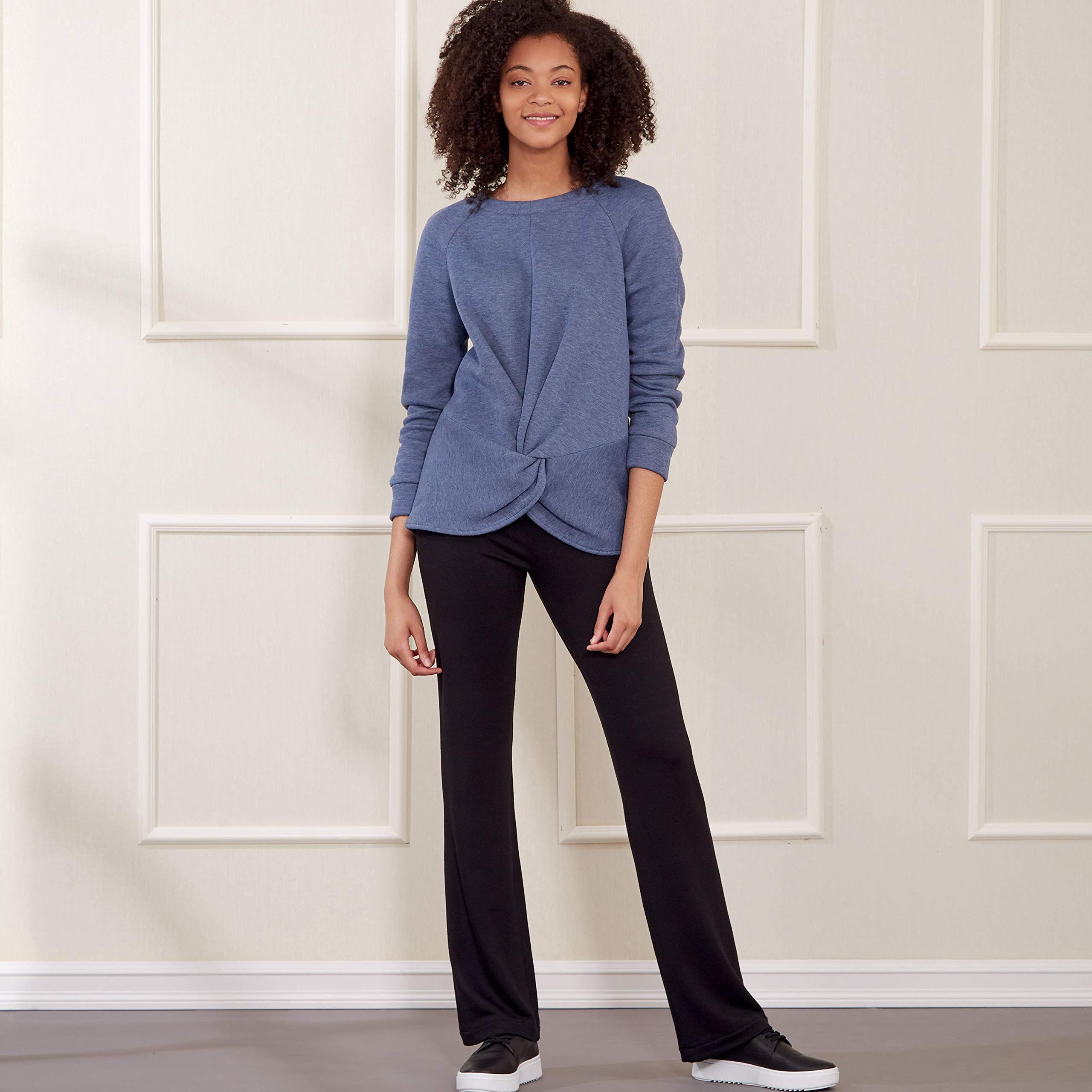 New Look UN6689A Misses Sportswear A (6-8-10-12-14-16-18), White