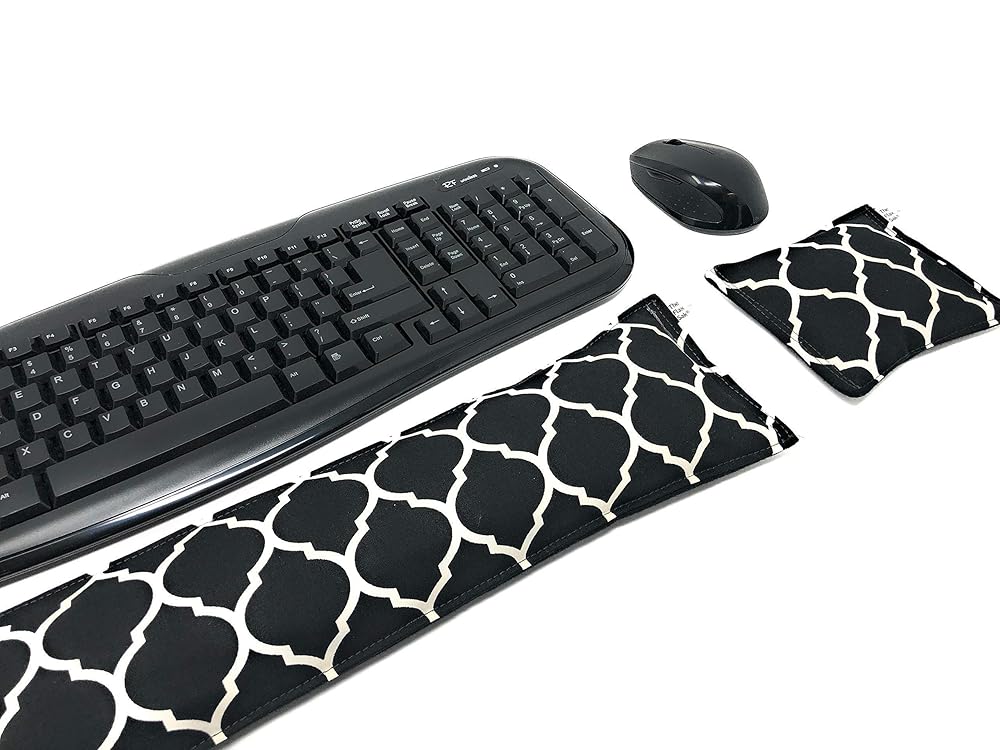 Keyboard and mouse pad wrist rest. Ergonomic! Your choice