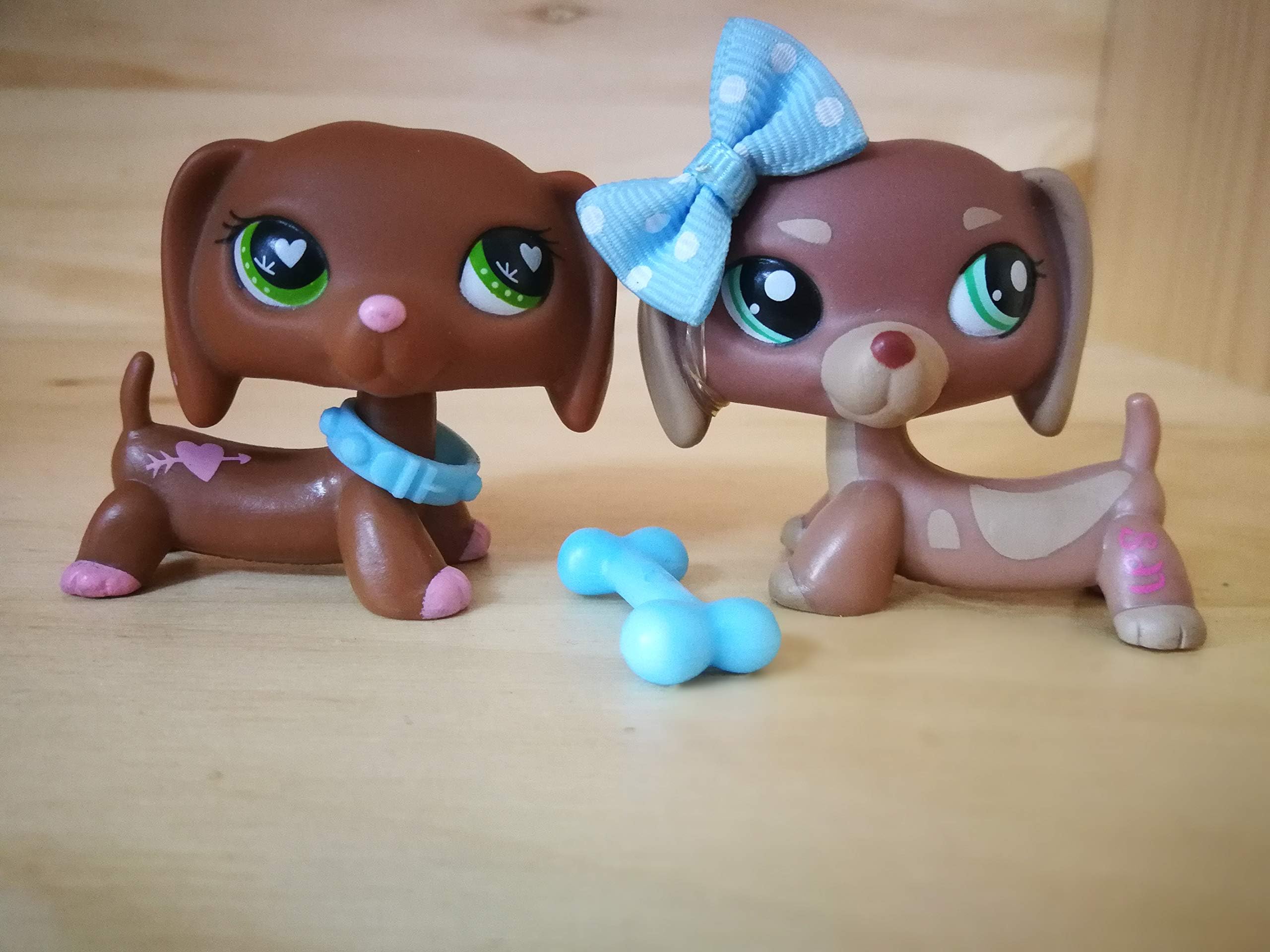 LPSDOG LPS Dachshund 1751 556 Brown Heart Dog Puppy Cartoon Figures Lot with Accessories Kids Boys Girls Collection Gift