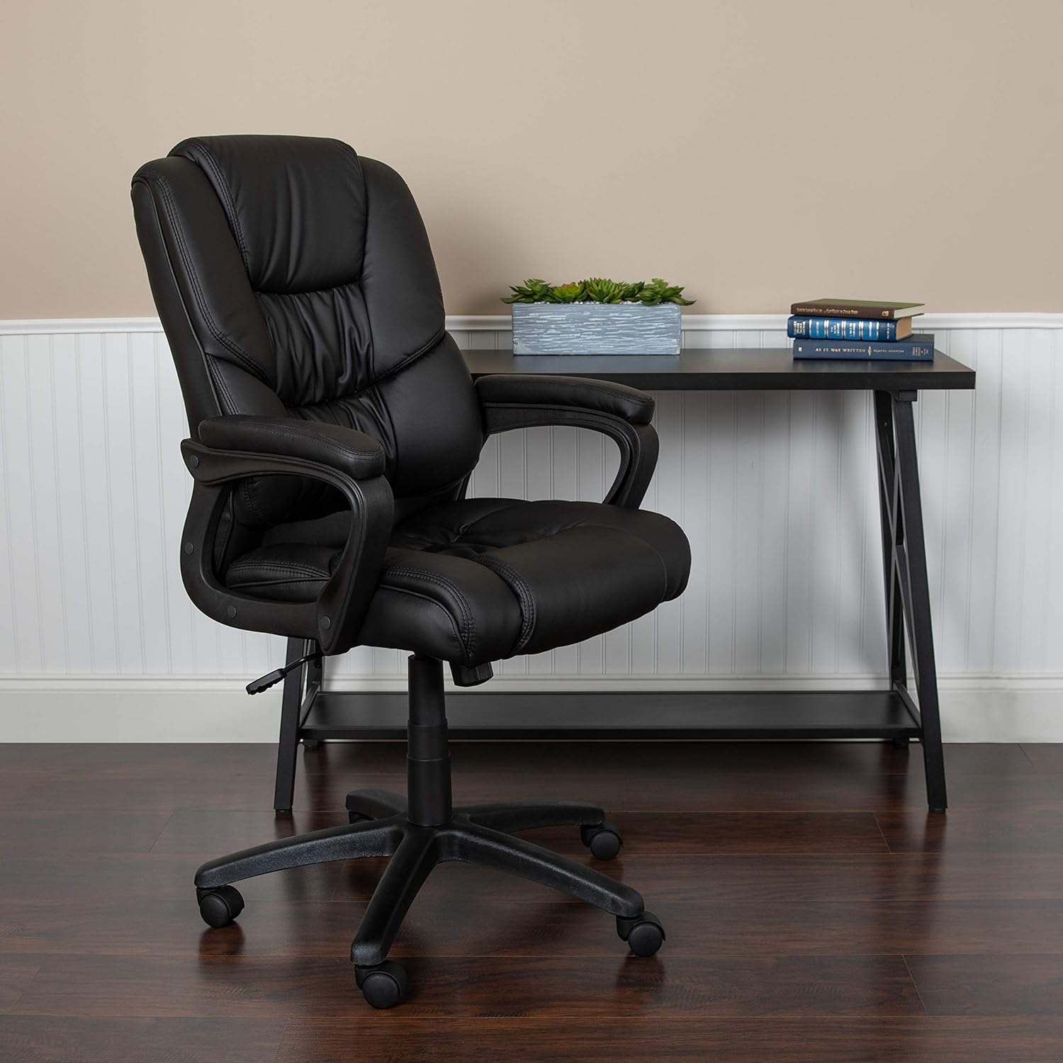 Flash Fundamentals Big & Tall 400 lb. Rated Black LeatherSoft Swivel Office Chair with Padded Arms: Furniture & Decor
