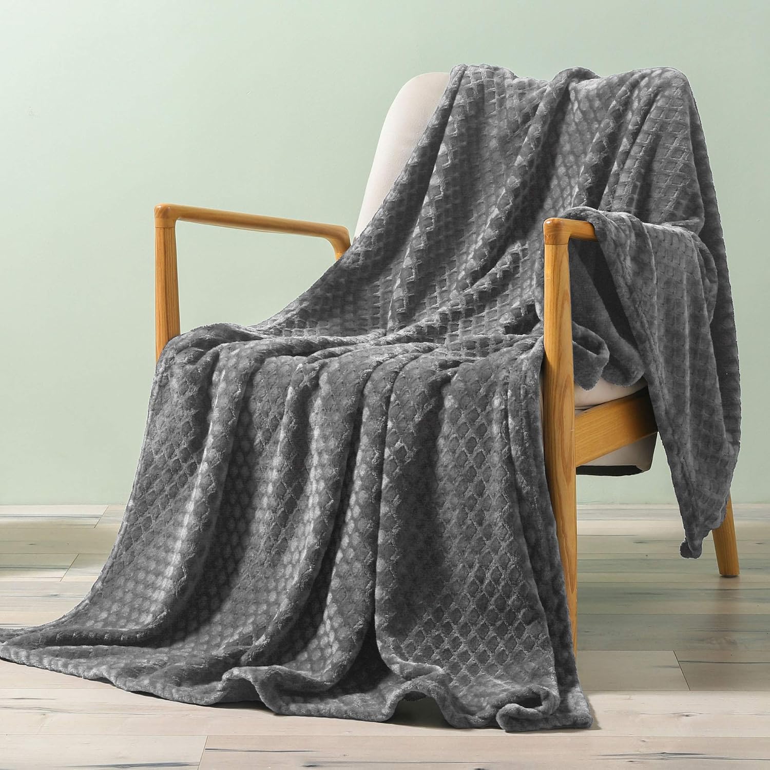 Amazoncom Exclusivo Mezcla Brushed Diamond Check Large Flannel Fleece Throw Blankets Grey Amazoncom Exclusivo Mezcla Brushed Diamond Check Large Flannel Fleece Throw Blankets Grey