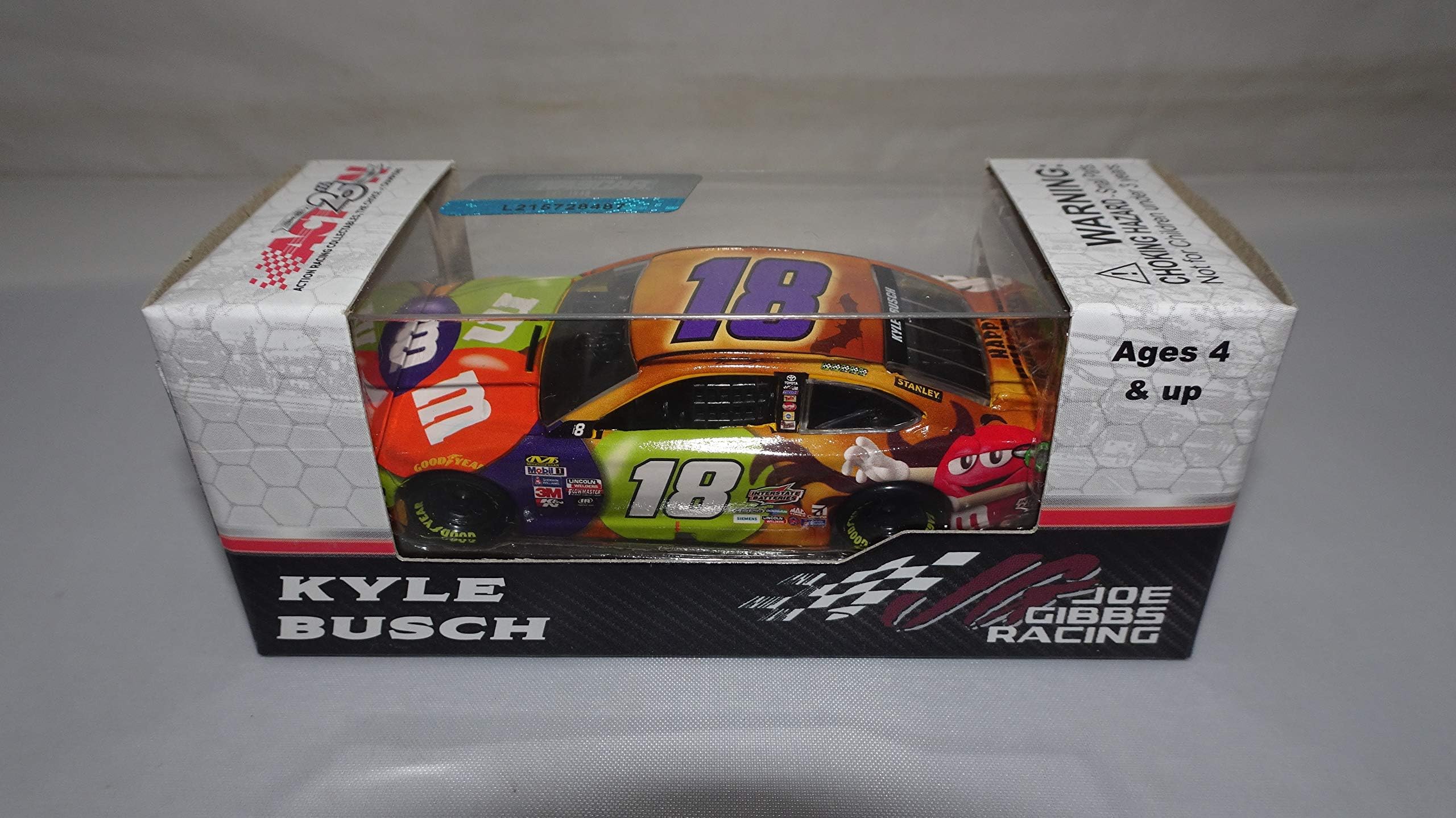 Kyle Busch 2017 M&M's Halloween 1:64