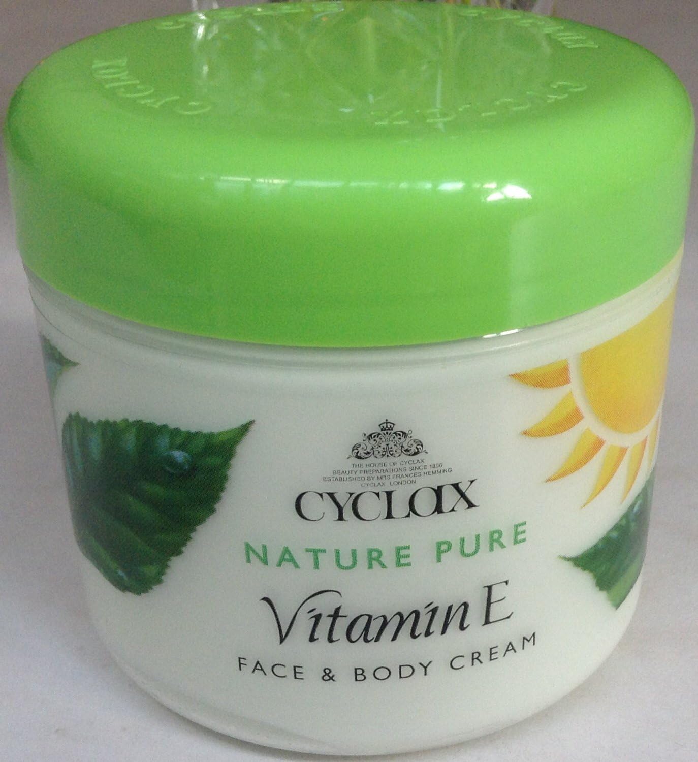 cyclax vitamin e