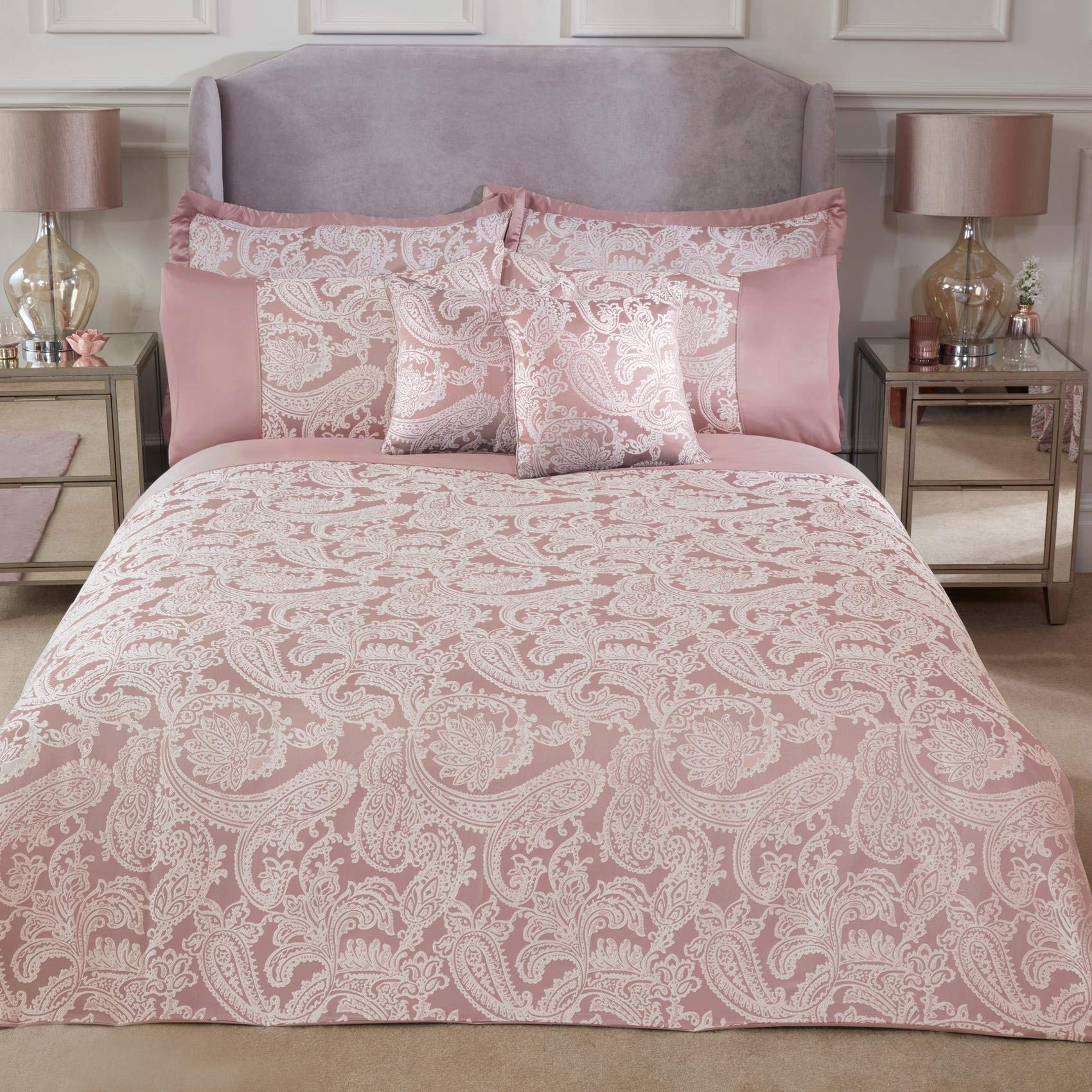 Emma Barclay Duchess - Embellished Jacquard Duvet Set in Blush Pink - Single
