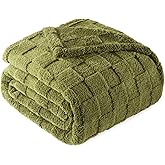 Exclusivo Mezcla Queen Size Flannel Fleece Blanket, Super Soft and Warm Lightweight Checkered Pattern Blankets for All Seasons, 90x90 Inches, Olive Green