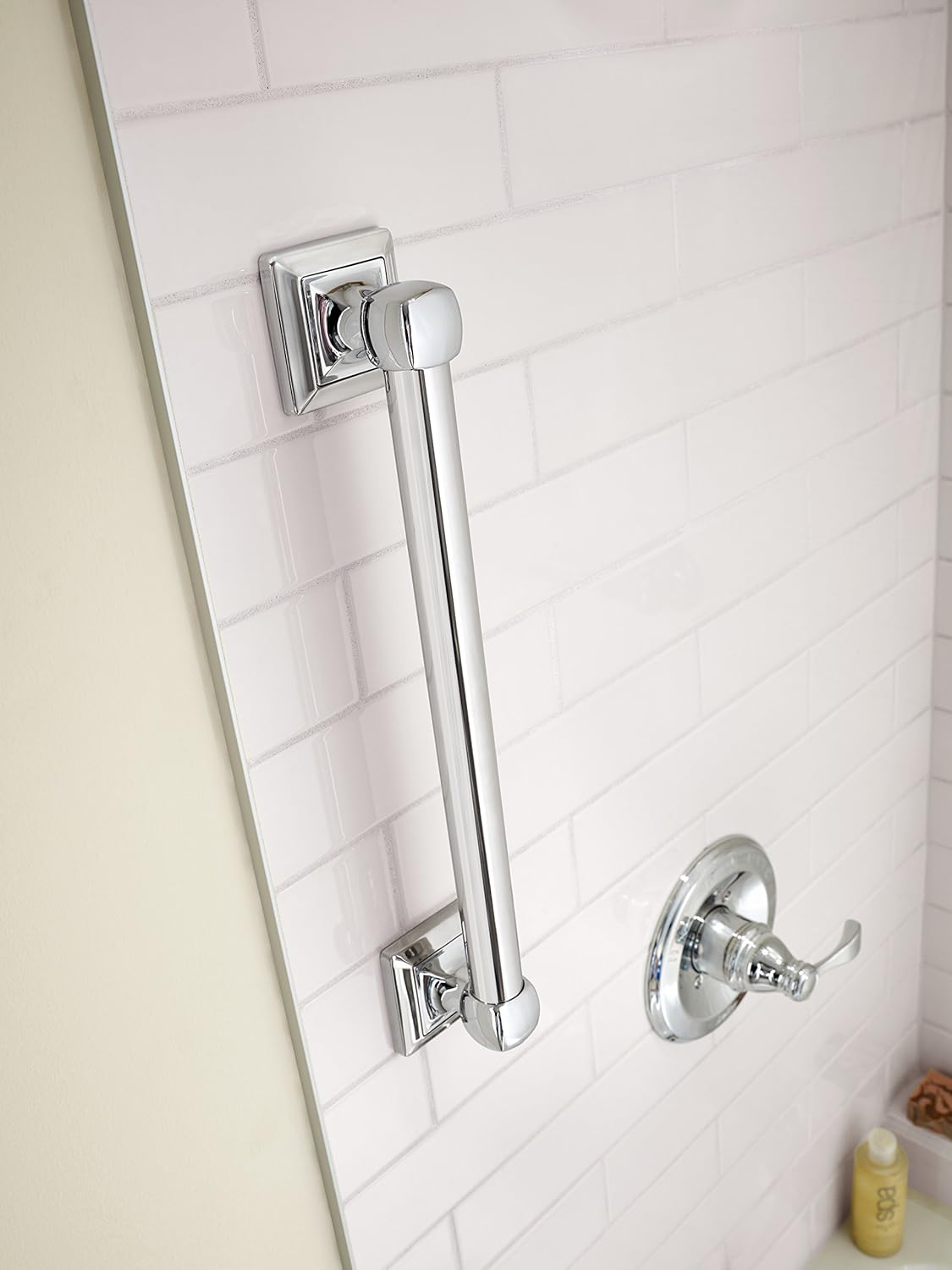 Delta Faucet DSQ5916-PC Harvard Square Decorative Bathroom Safety Grab Bar, 16" x 1 1/4 inch, Polished Chrome: Home Improvement