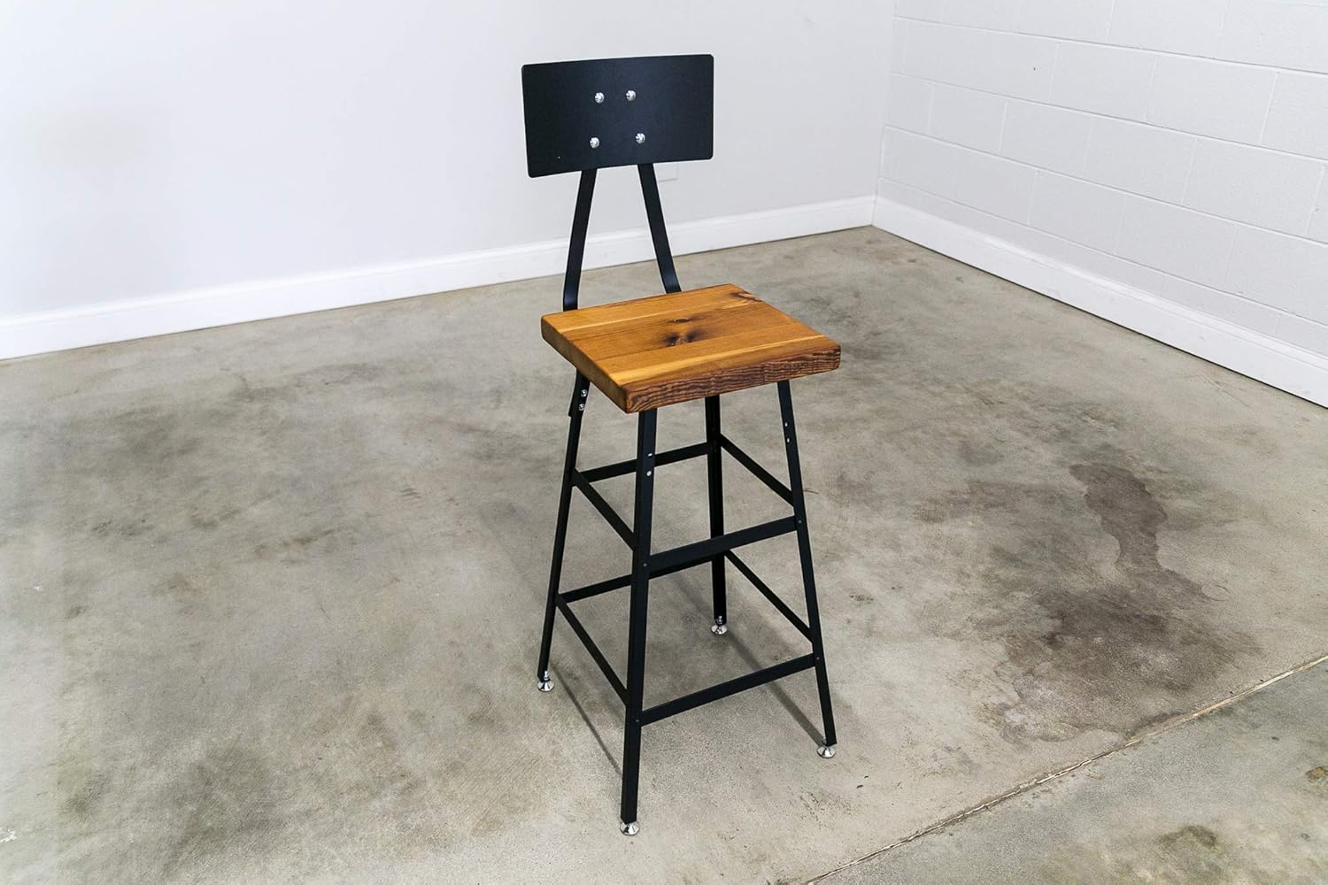 Amazon Com Barn Xo Reclaimed Urban Bar Stools Set Of 4 With