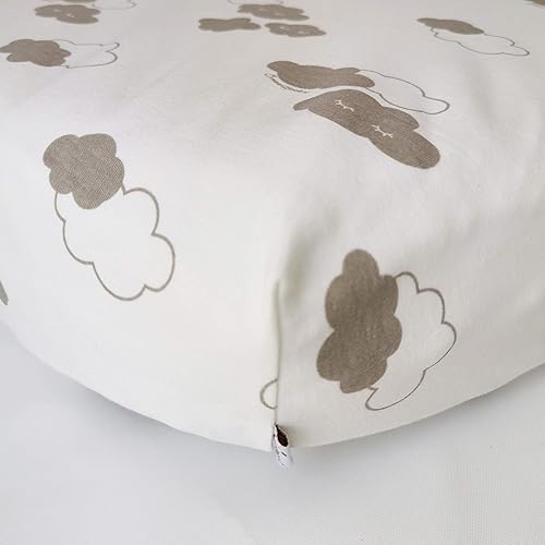 ÜneeQbaby Waterproof Mattress Protector Fully Fitted Bed Sheet – for Baby, Toddler and Child Organic Cotton Oeko-TEX Class I (70 x 140 cm, Clouds)
