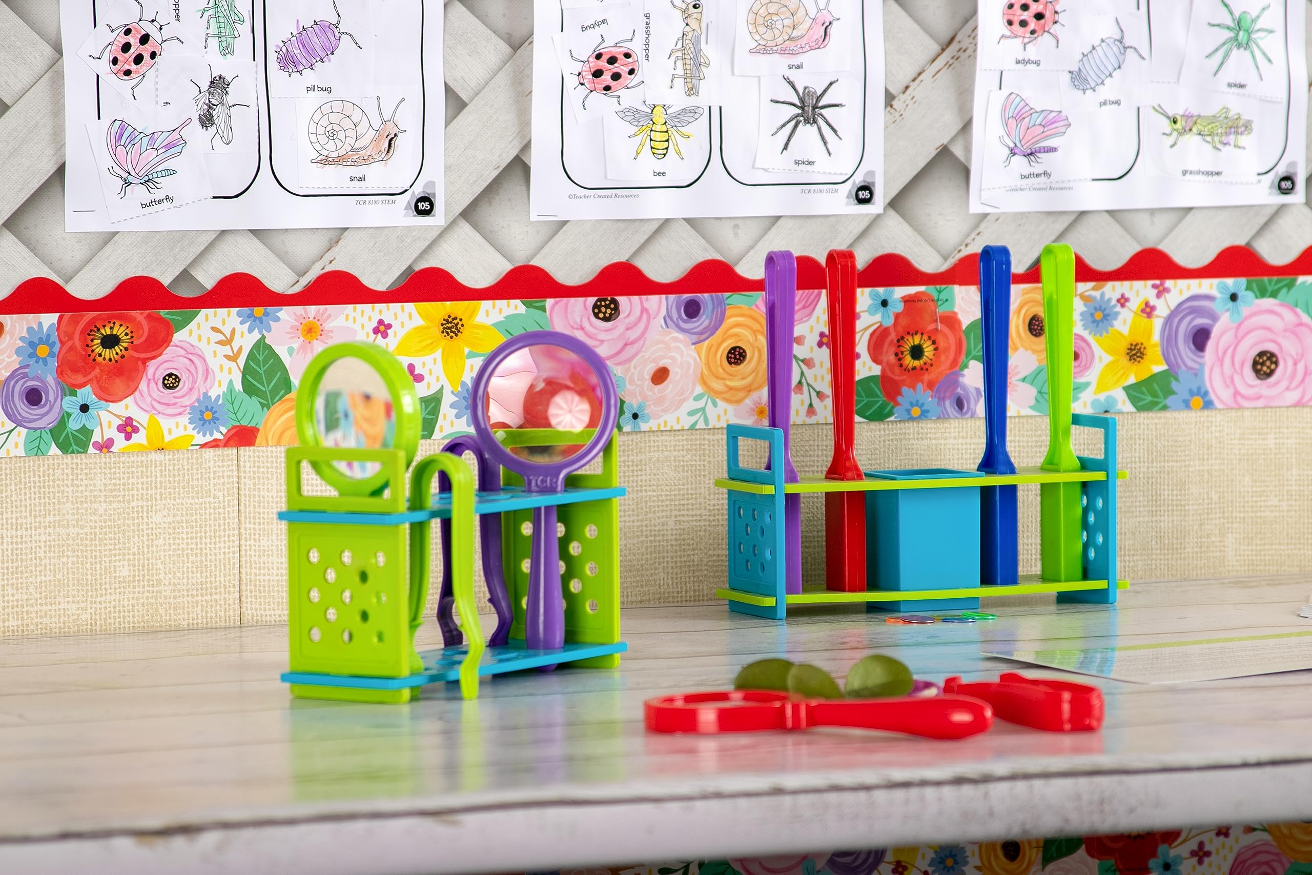 Teacher Created Resources Up-Close Science: Magnifying Glasses & Tweezers Activity Set (TCR20368)