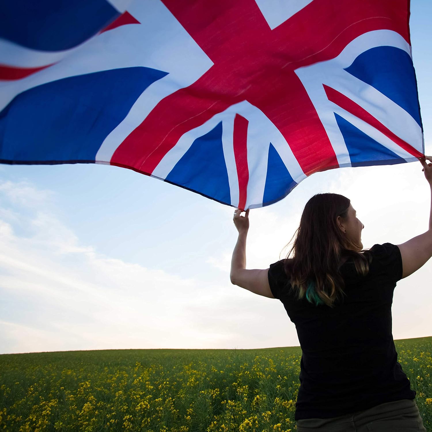 TRIXES Union Jack Flag Large Great Britain 5ft x 3ft British NEW, Perfect for Sporting Events Celebrations - Image 5