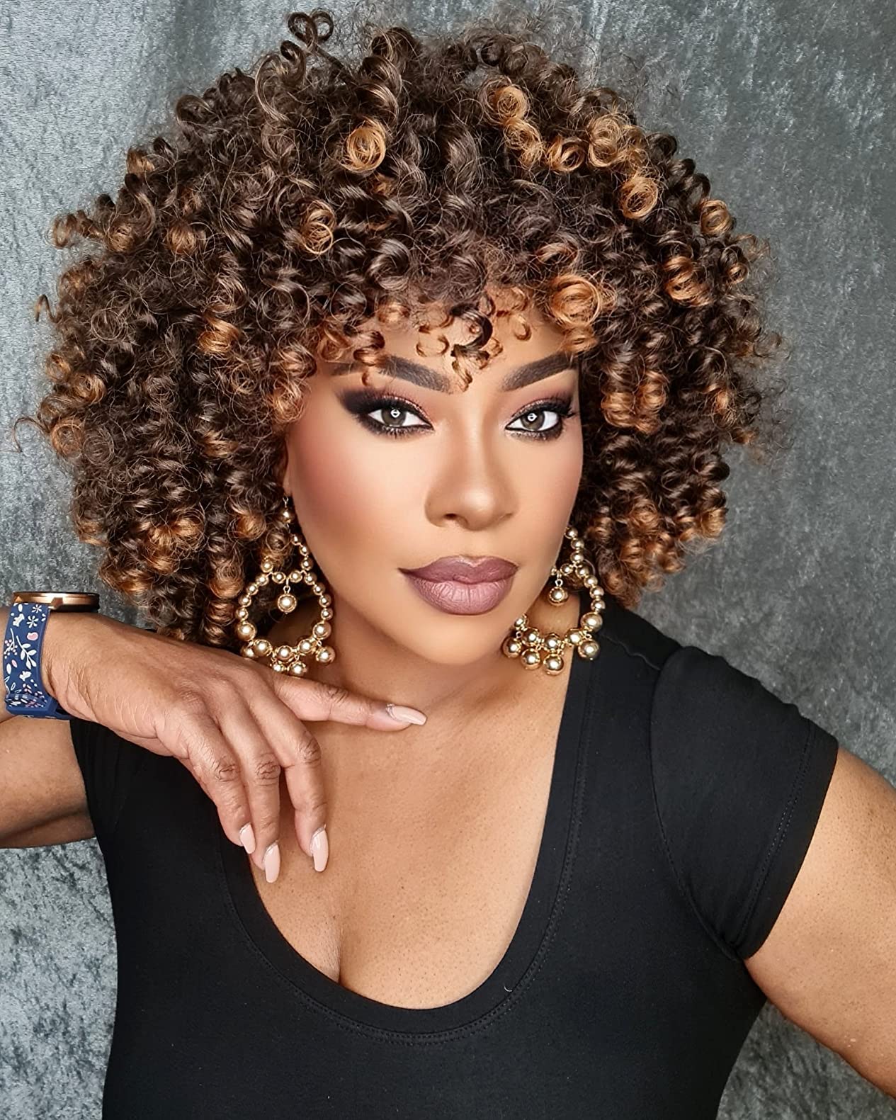 YEESHEDO Afro Curly Wig with Bangs Dark Brown Mixed Blonde Wigs Kinky Curly Brown Highlights Heat Resistant Synthetic Shoulder Length Wig for Women Full Wigs for Daily Cosplay Halloween — image 1