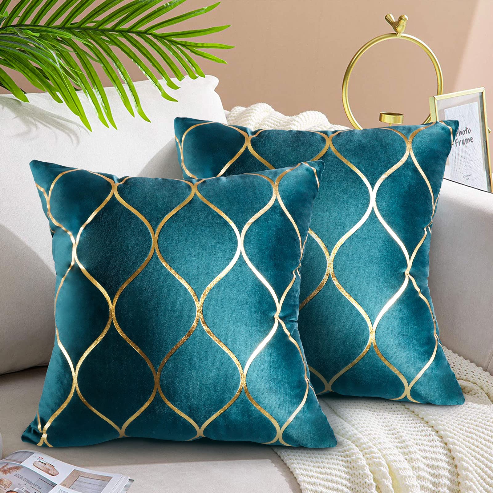 Hanrunsi Teal Velvet Cushion Covers 16x16 Blue Soft Decorative Throw Pillow Covers for Livingroom Sofa Bedroom 40cmx40cm Pack of 2 Pillowcase