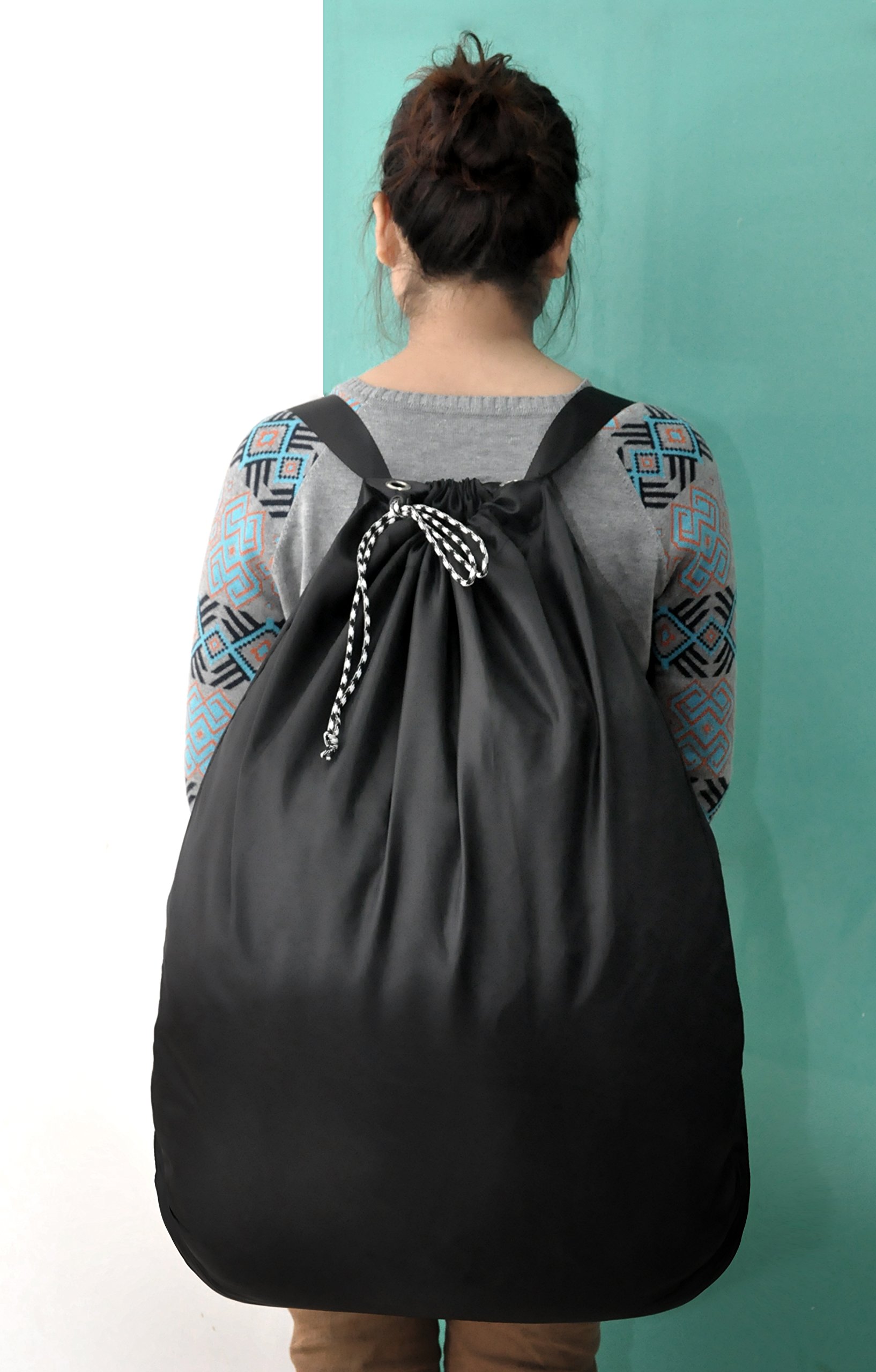 Carry Handy Laundry Bag with 2 Strong Adjustable Shoulder Straps for