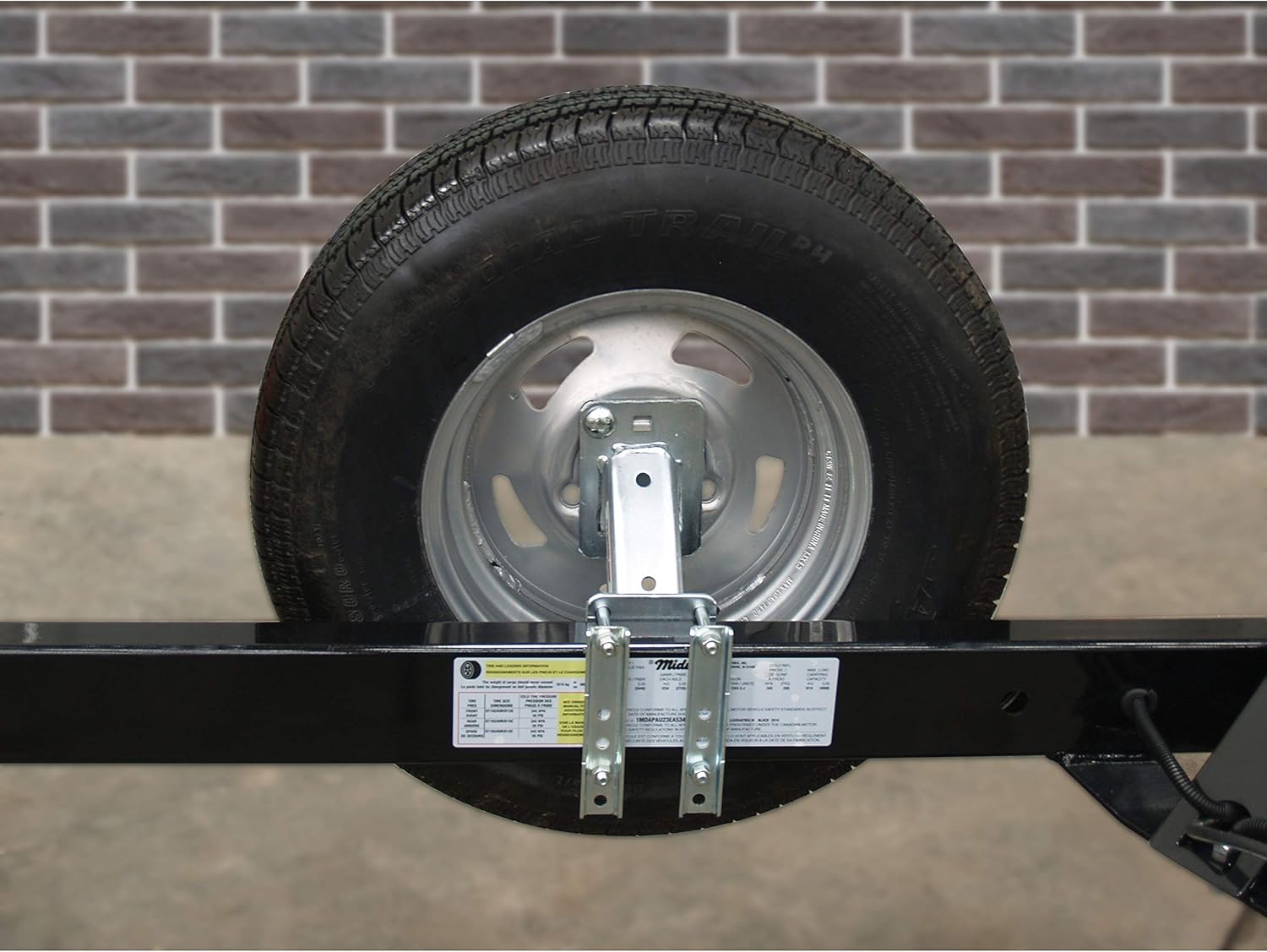 Extreme Max 3004.4553 Economy Spare Tire Carrier: Automotive