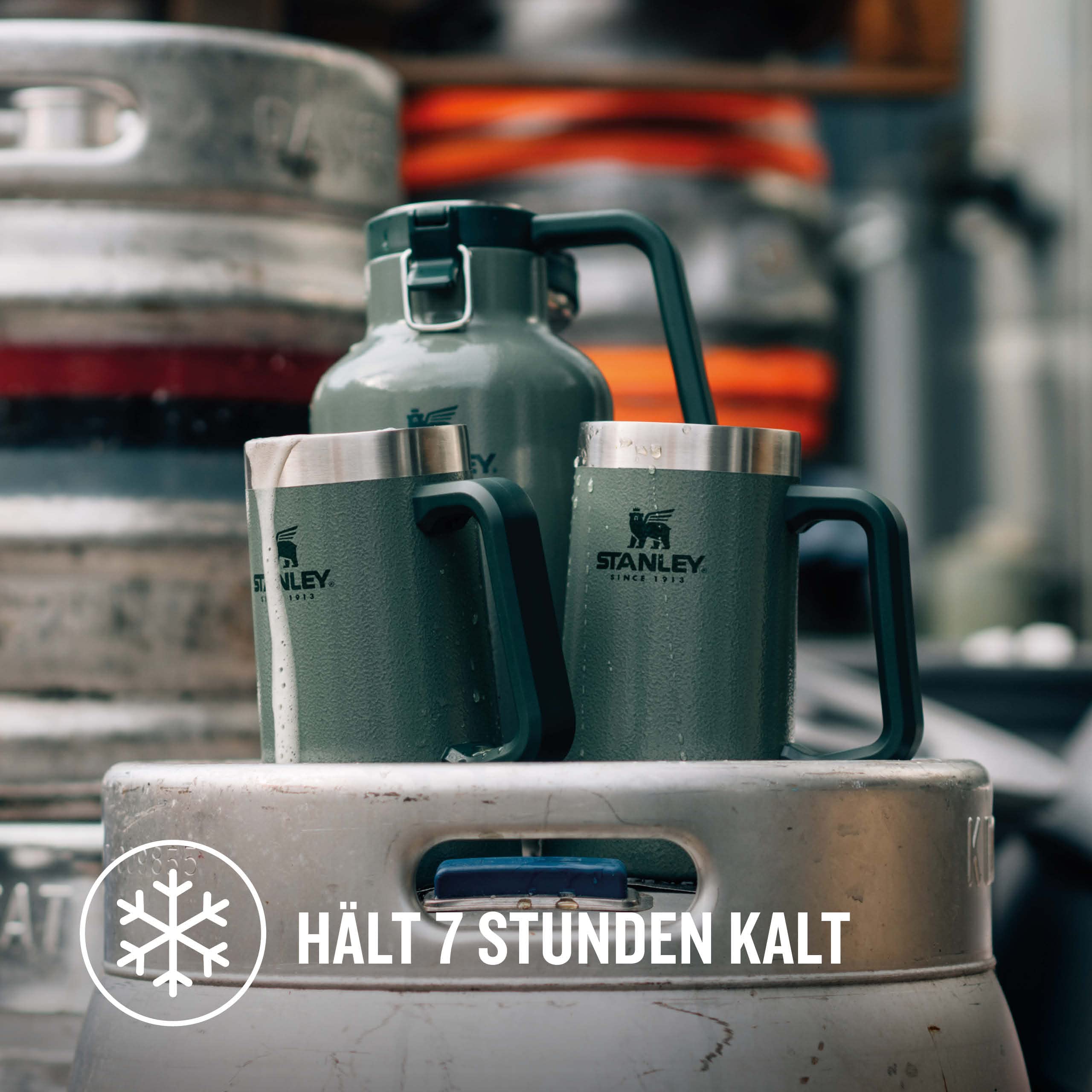 STANLEY 1913 Adventure Vacuum Stein 709 ml - Thermobecher Mit Henkel Hält Bier Für 7 Stunden Kalt - Vintage-Inspirierte Thermo Bierkrug - Spülmaschinenfest - Hammertone Green 5