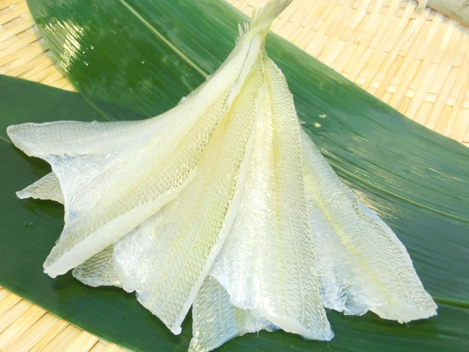 Amazon 開きキス 550g 25尾入 天ぷら フライ用 鱚 冷凍 人気の業務用 開きキス 25尾 シーフードマックス 鮮魚 通販