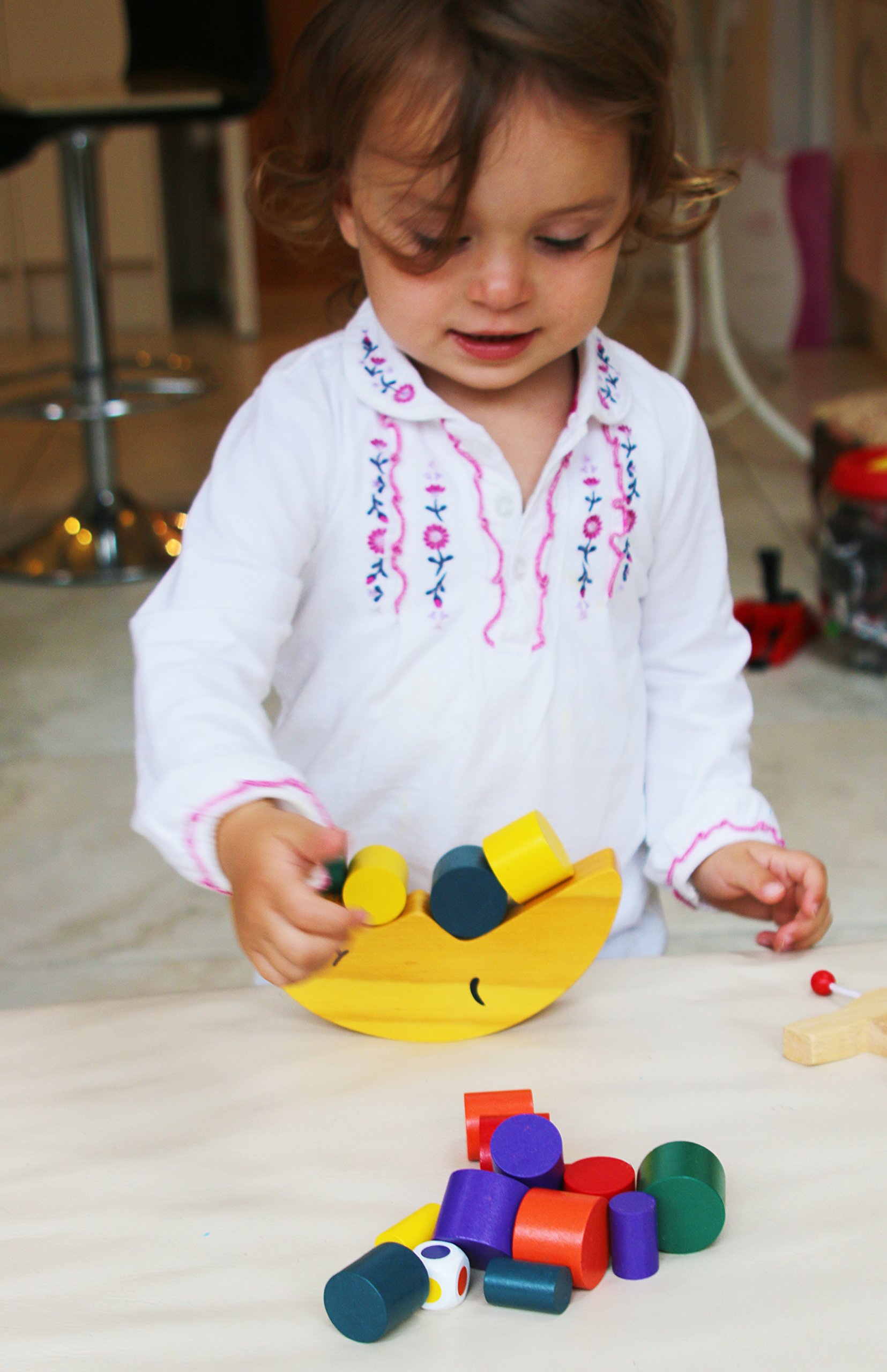 TOWO Wooden Stacking Blocks Balancing Game for Children - Moon Equilibrium Game Moon Wooden Stacking Blocks and Sorting Toy for 3 Years Old- Math Educational Toys for Preschool Kids