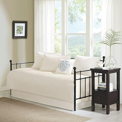 Madison Park Quebec Ivory Damask Daybed Quilt Set 6 Piece