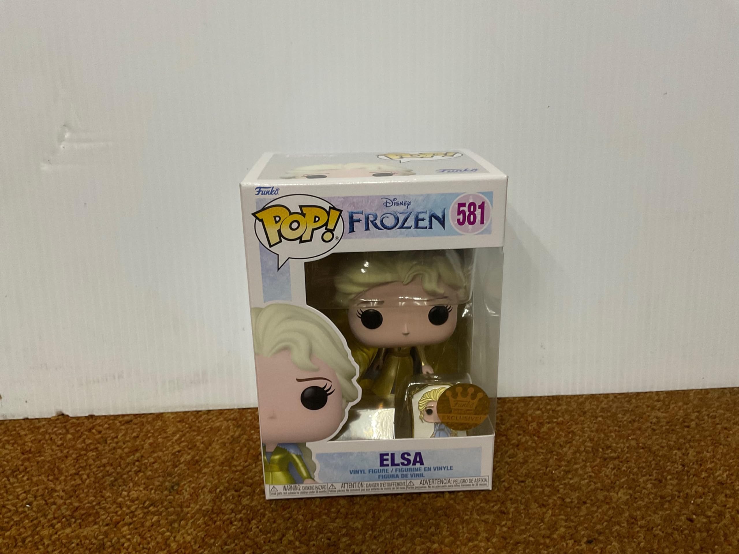Pop! Frozen 581 Elsa w/pin Exclusive
