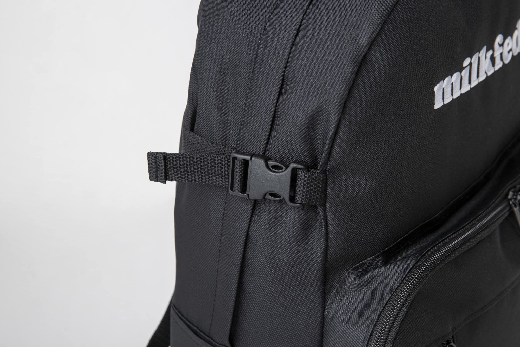 【ミルクフェド ムック本 付録】マルチ ポケット バックパック ブラック