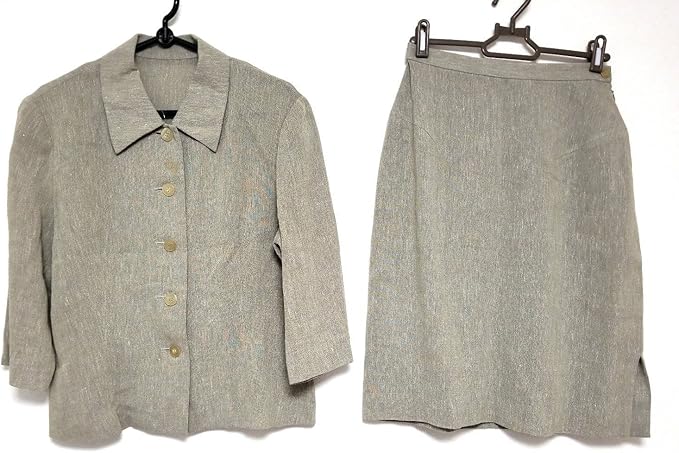 Amazon トラサルディー Trussardi スカートセットアップ レディース カーキ 中古 服 ファッション小物 通販