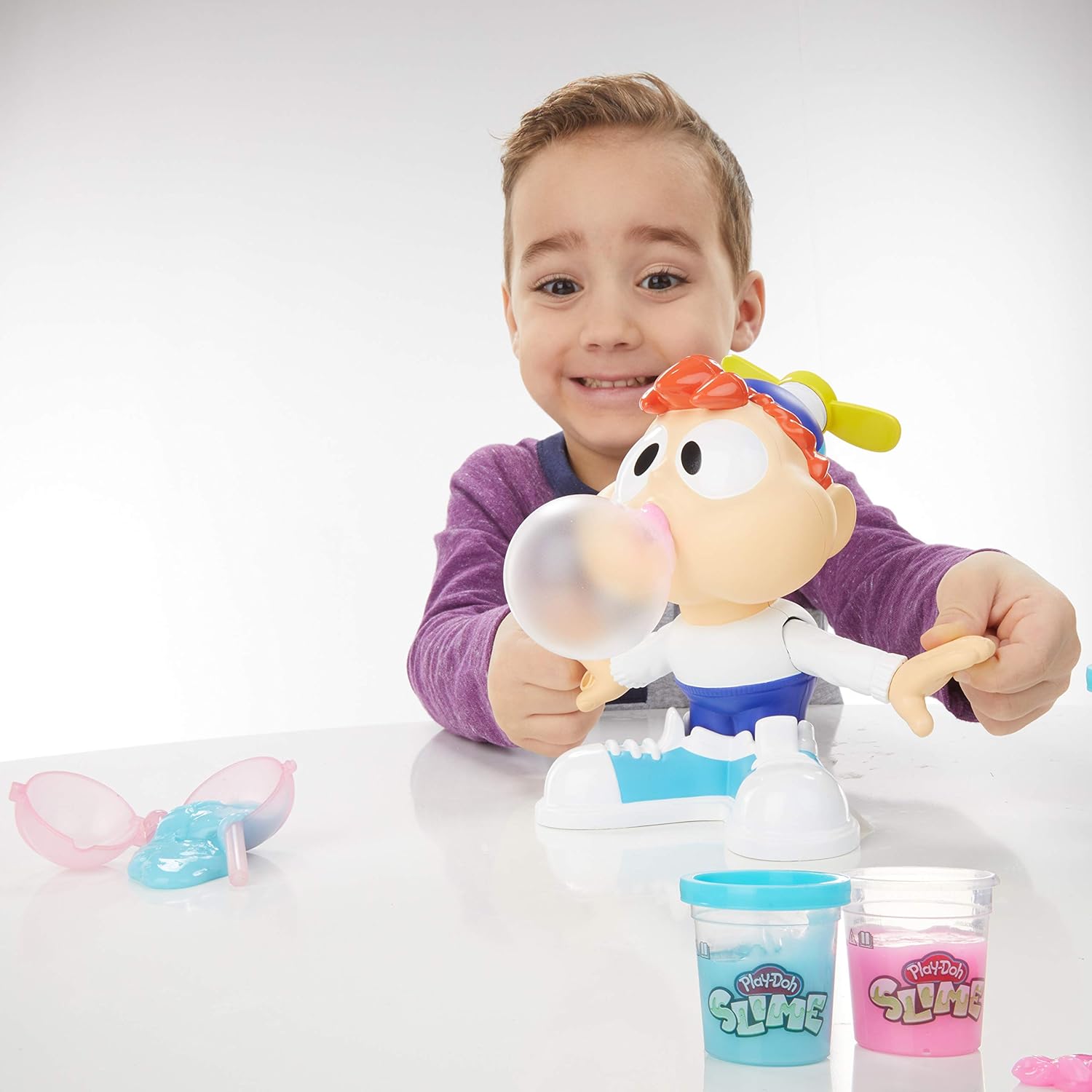 Play-Doh Slime Chewin' Charlie Slime Bubble Maker Toy for Children Aged 3 Years and Up with 2 Pots of Pink and Blue Slime Compound - Image 5