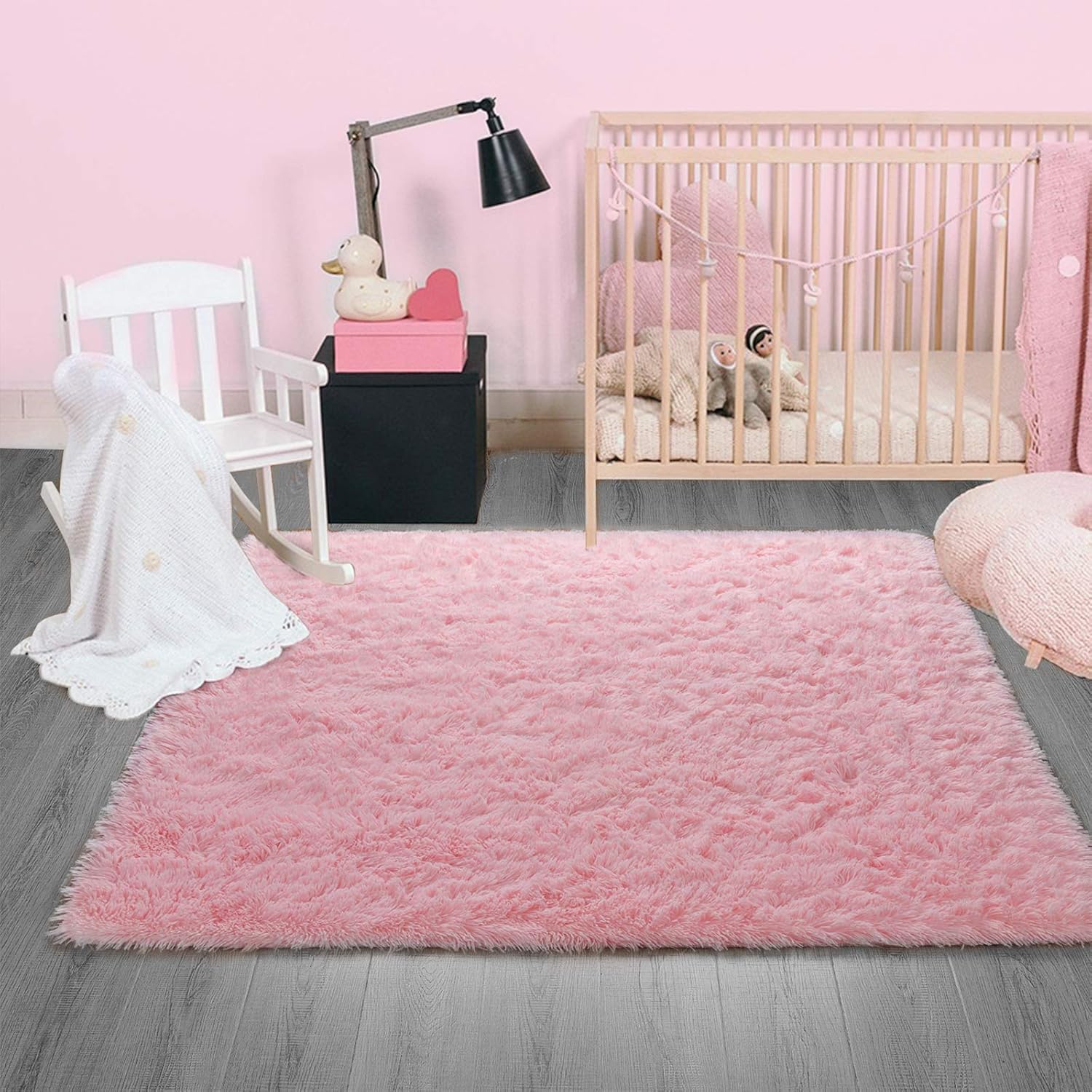 Ompaa Fluffy Rug, Super Soft Fuzzy Pink Area Rugs for Bedroom Girls Room Living Room