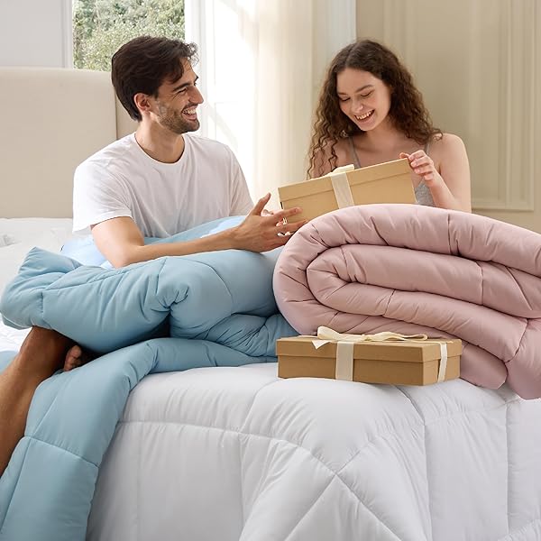BEDSURE COMFORTER DUVET INSERT – QUILTED COMFORTERS OVERSIZE QUEEN, ALL SEASON DUVET, GENTLESOFT DOWN ALTERNATIVE BEDDING, WITH 8 TABS, GIFTS FOR WOMEN/MEN, LIGHT SPA BLUE, OVERSIZE QUEEN 98X98INCHES
