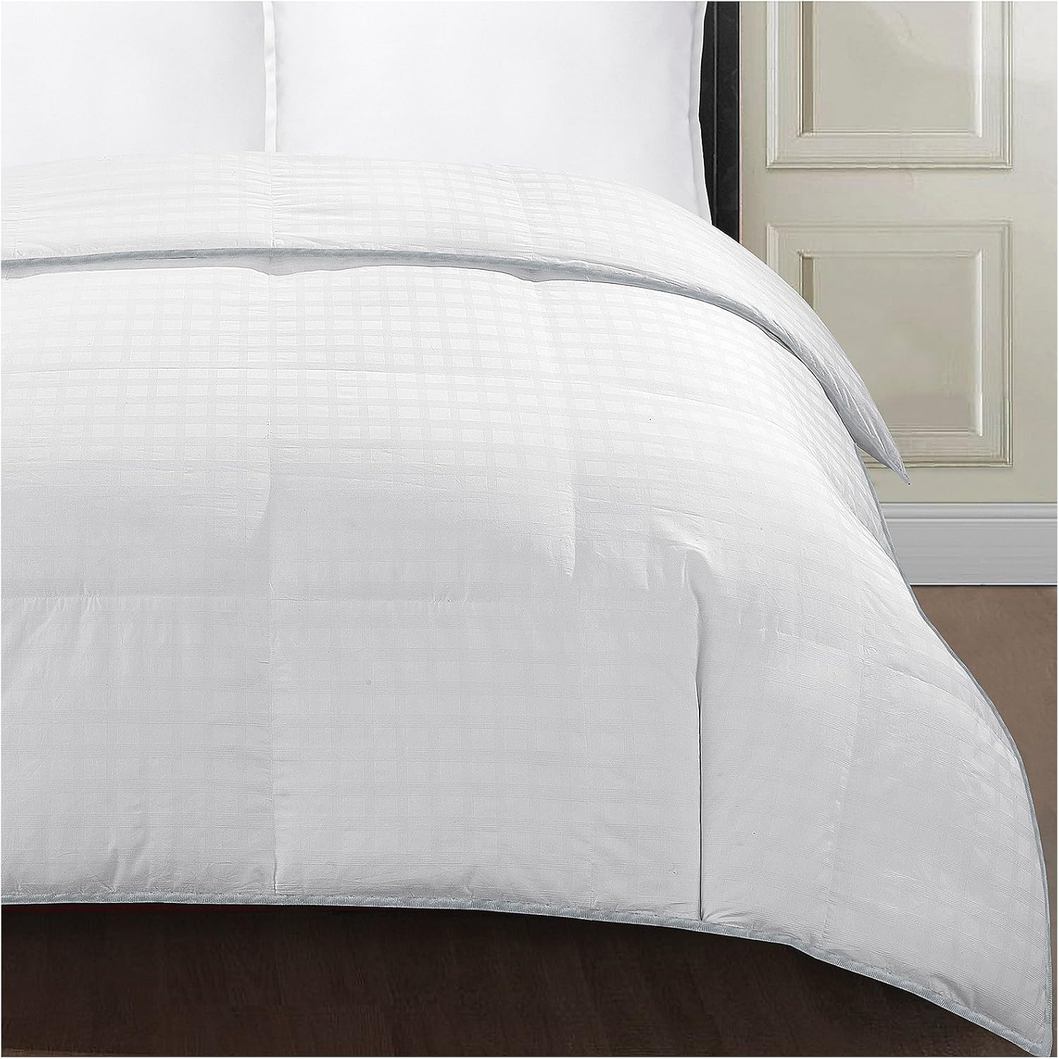 CASA by Victor Alfaro All Seasons Down Comforter Full/Queen