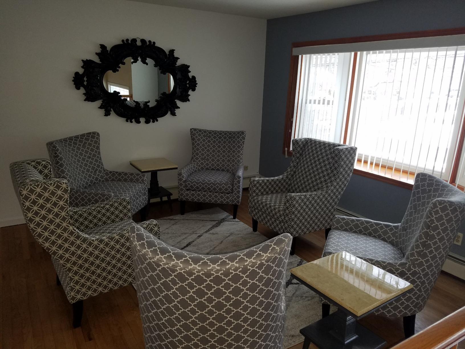 22/mo Finance nuLOOM Thigpen Contemporary Area Rug, 6' 7" x 9', Grey