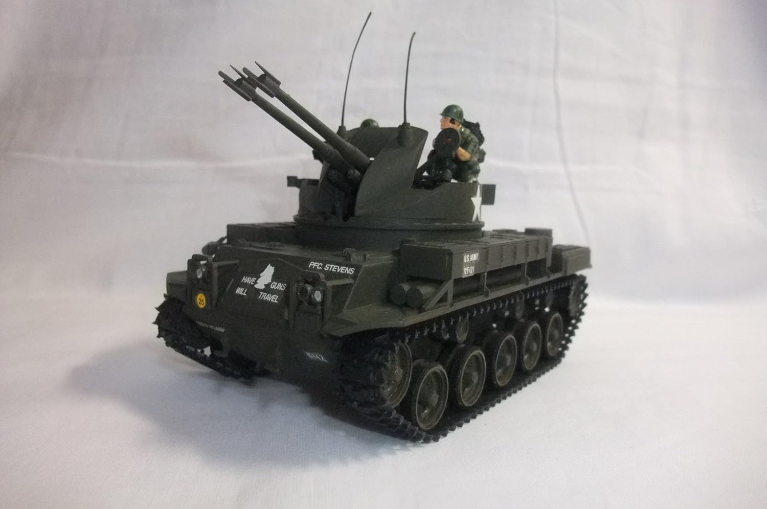 在庫僅少 戦車軍用車両大砲 B01n29idn2 完成品 ｍ４２ダスター自走高射機関砲戦車 サイズ３５分１ 安心の定価販売 Www Anff Nsw Org