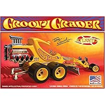 Atlantis Models Tom Daniel 1/32 Scale Snap Funny Car Plastic Figures