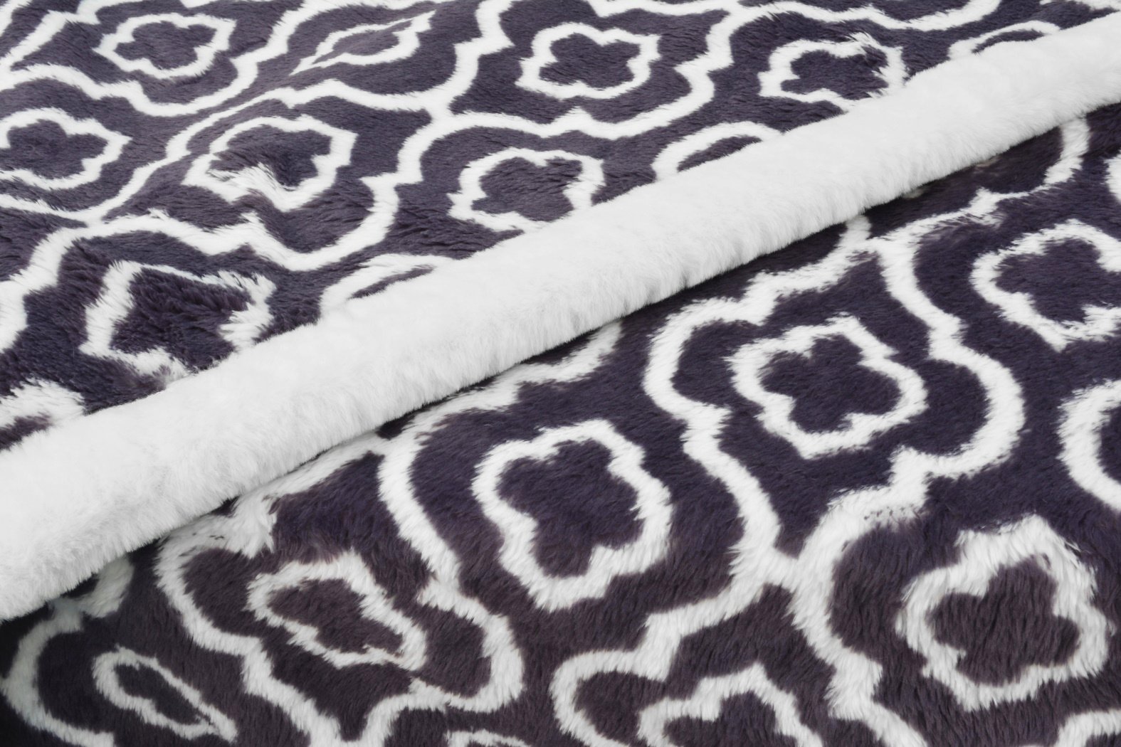 Napa Super Soft Moroccan Fleece Throw Blanket Purple, Lightweight Couch Blanket, Super Warm Bed Blanket, Easy Care 50\