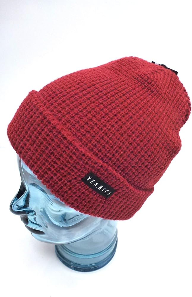 YEA.Nice Beanie Burgundy Color in 
