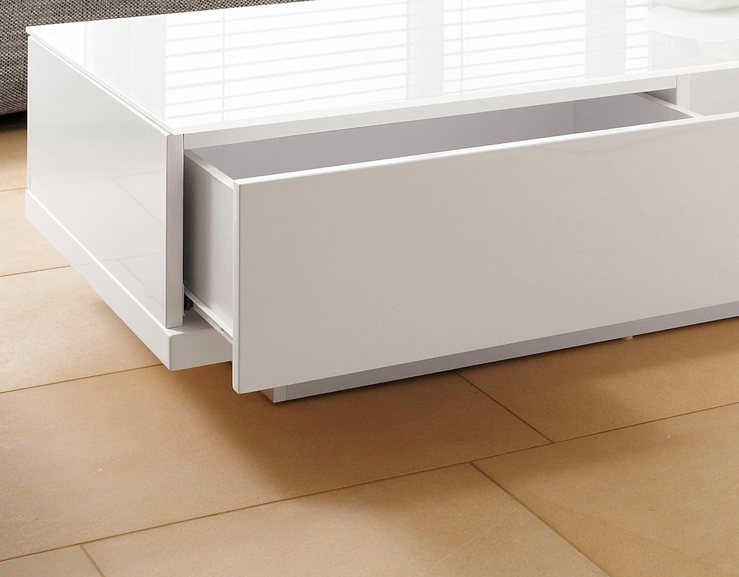 Salesfever Couch Tisch Weiss Hochglanz Mit Schublade 120x60cm Recht Eckig Carla Moderner Wohnzimmer Tisch Mit Tischplatte Aus Kristallglas Weiss 120cm X 60cm Amazon De Kuche Haushalt
