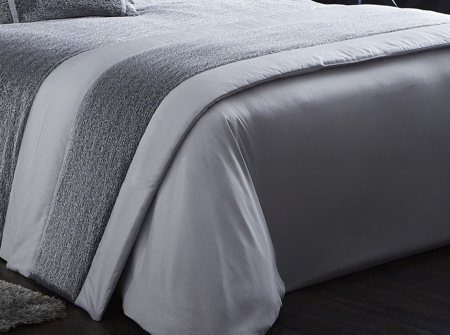 Silver Quilted Bed Runner Throw 50 x 220cm Modern