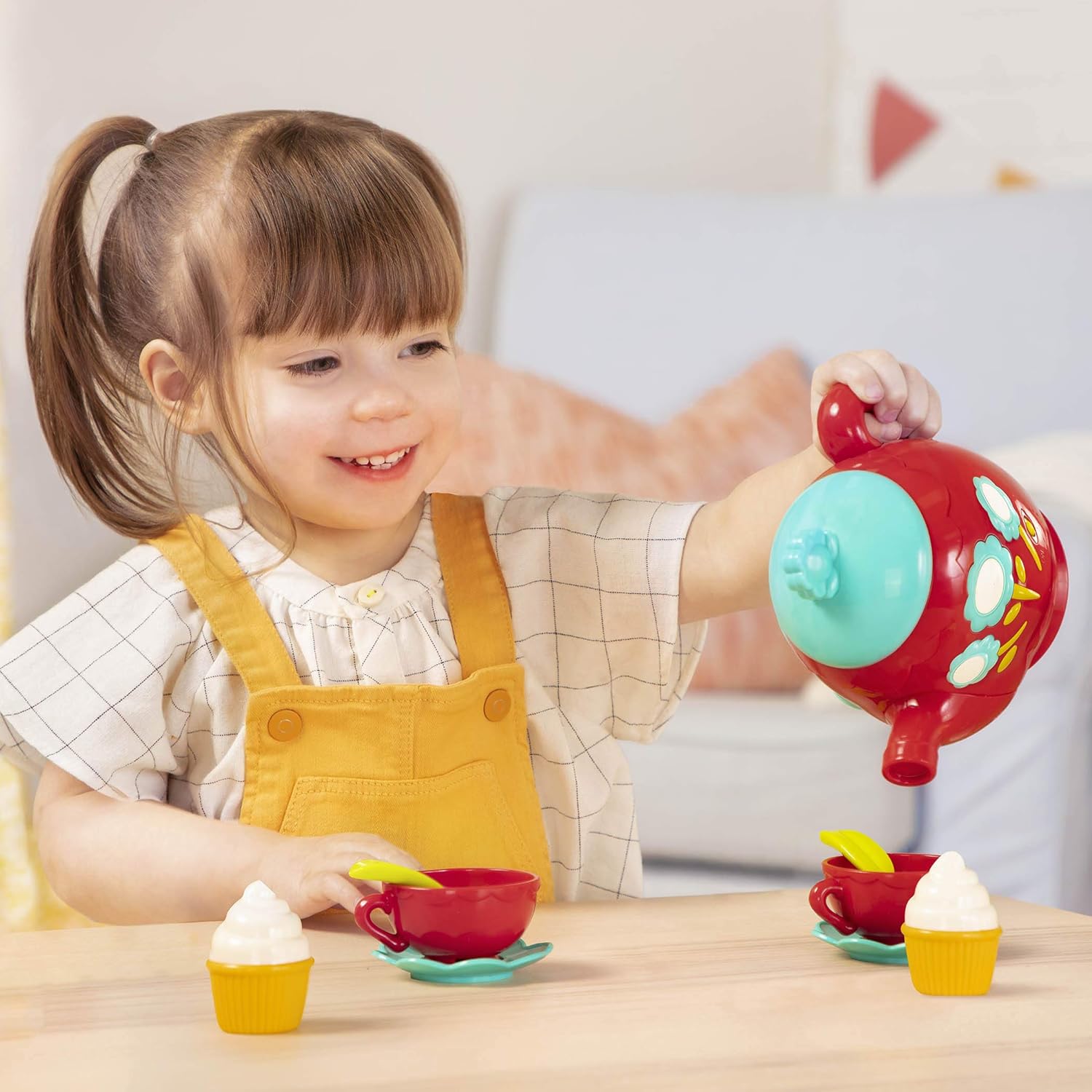 stacy pretend play with magical toy food