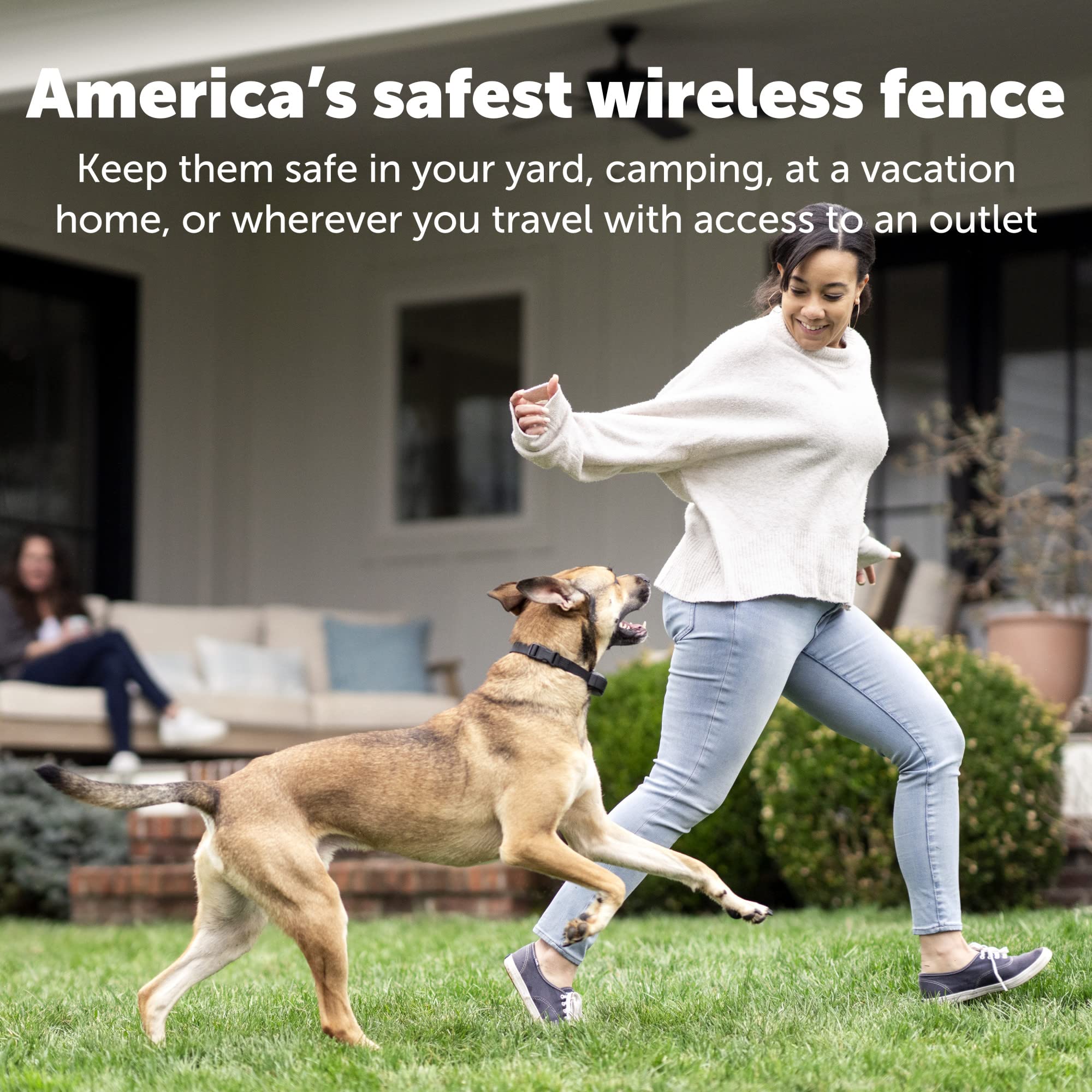 PetSafe Stay & Play Compact Wireless Fence - from The Parent Company of Invisible Fence Brand - Portable & No-Dig - Covers Up to 3/4 Acre - for Dogs 5lb+