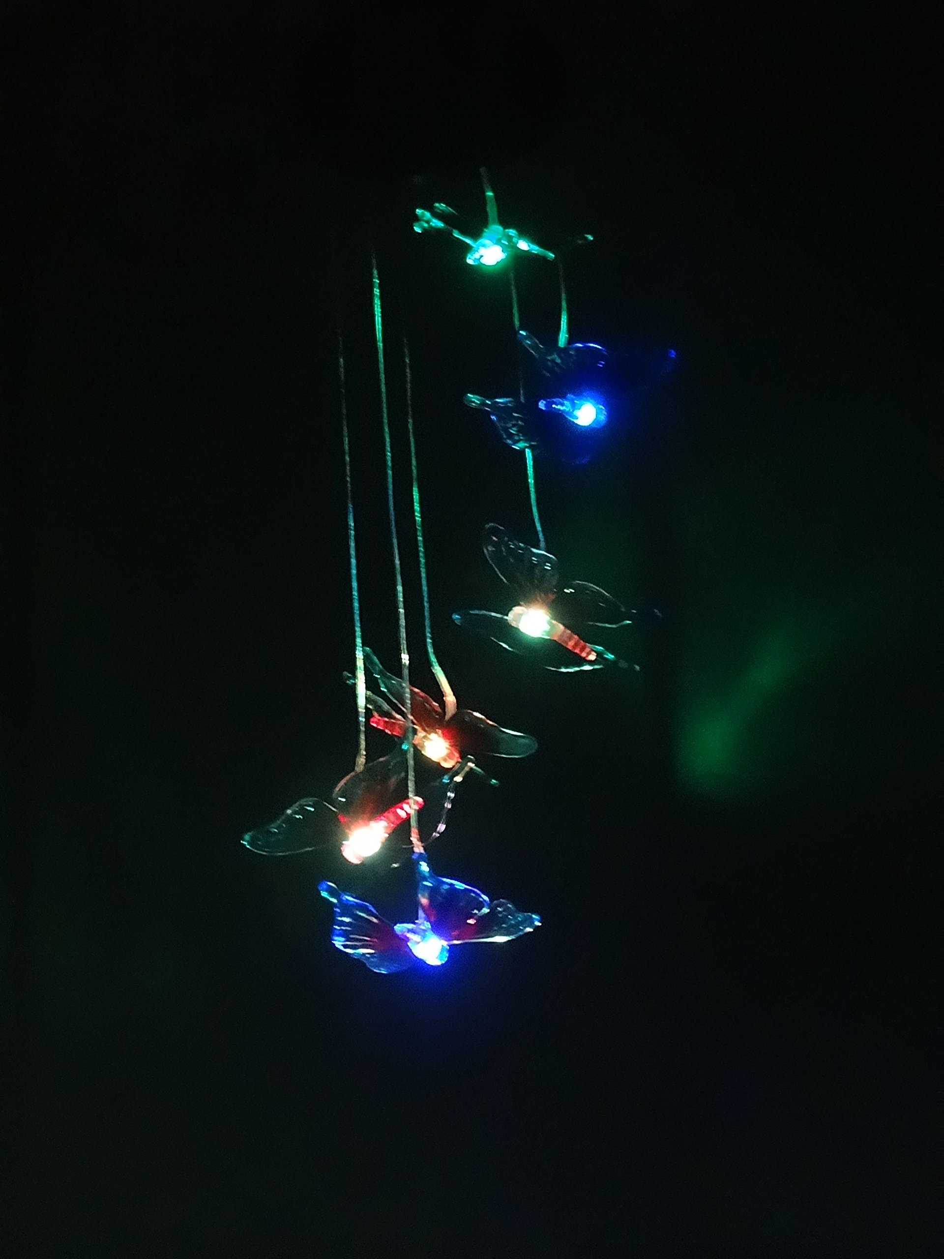 Xhope Changing Color Butterfly Solar Wind Chimes LED Light Solar Windchime Night Lights Solar Hanging Lantern Outdoor Decorative for Patio Deck Yard Home Garden Bedroom